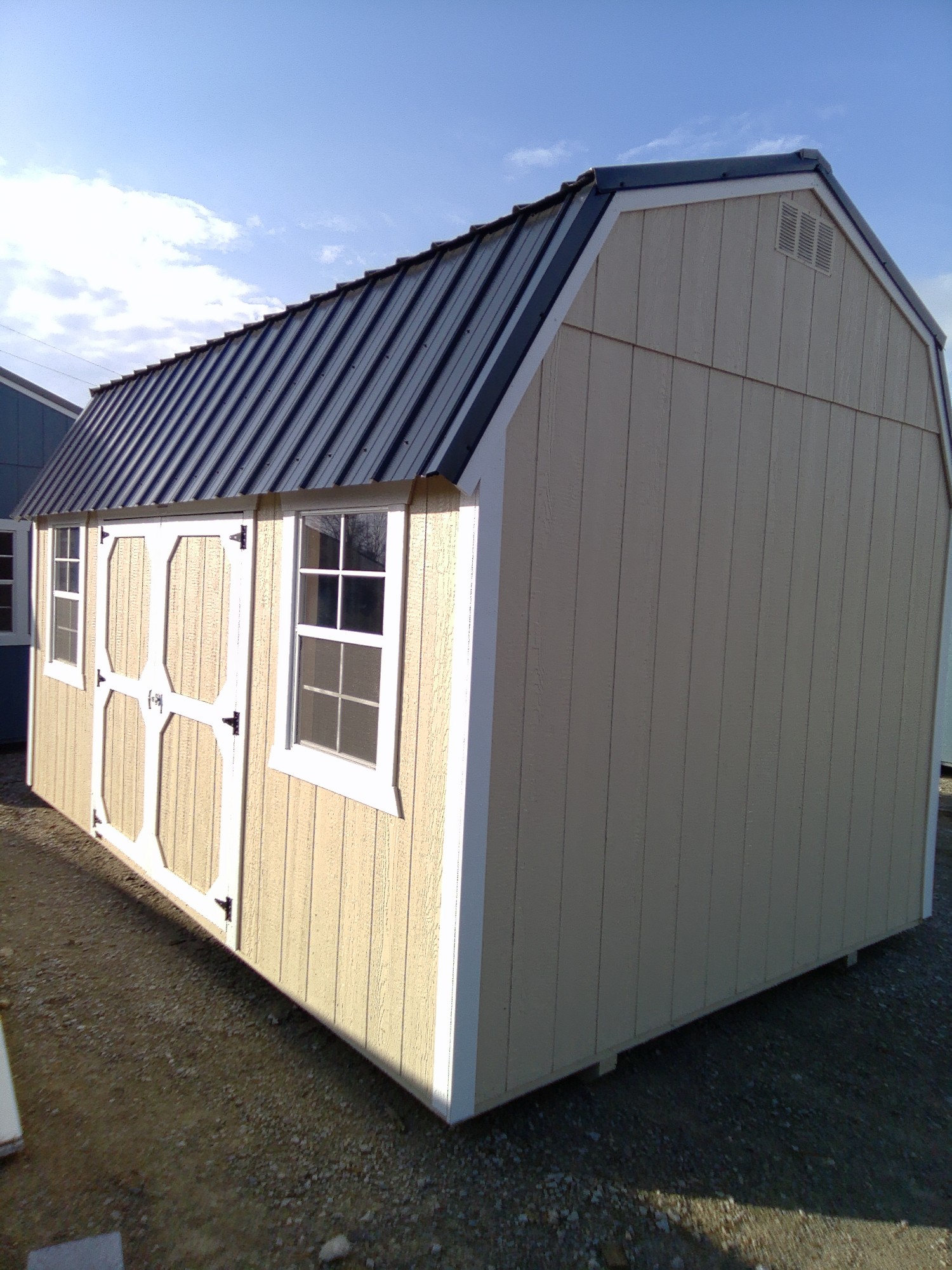 Lofted Barn - 10x16