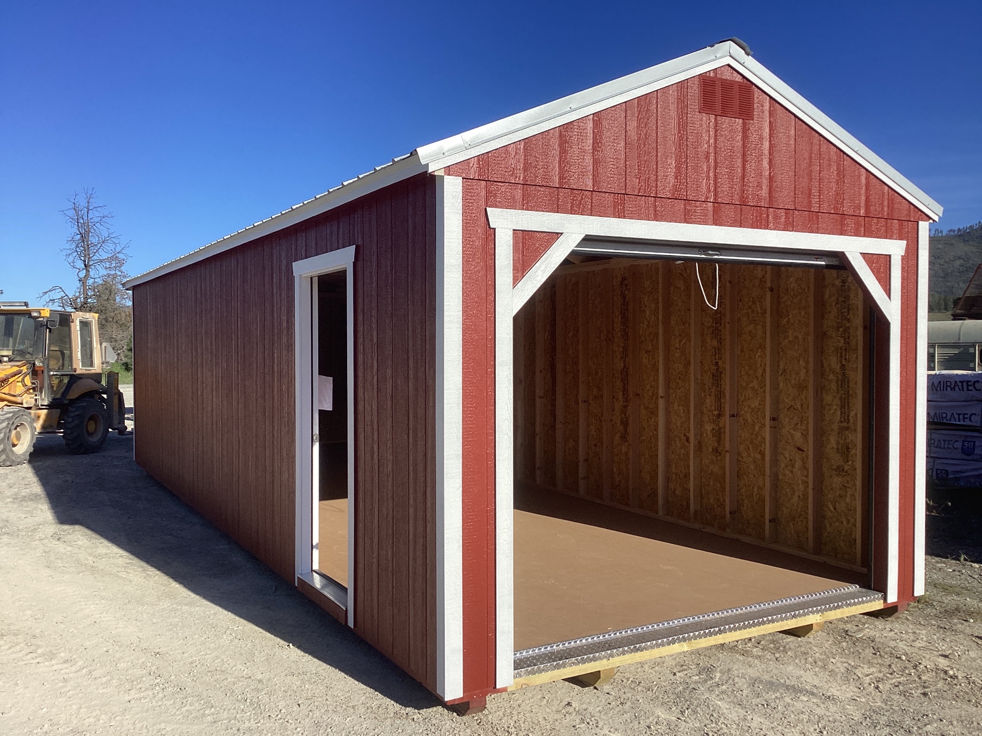 Utility Garage - 12x32