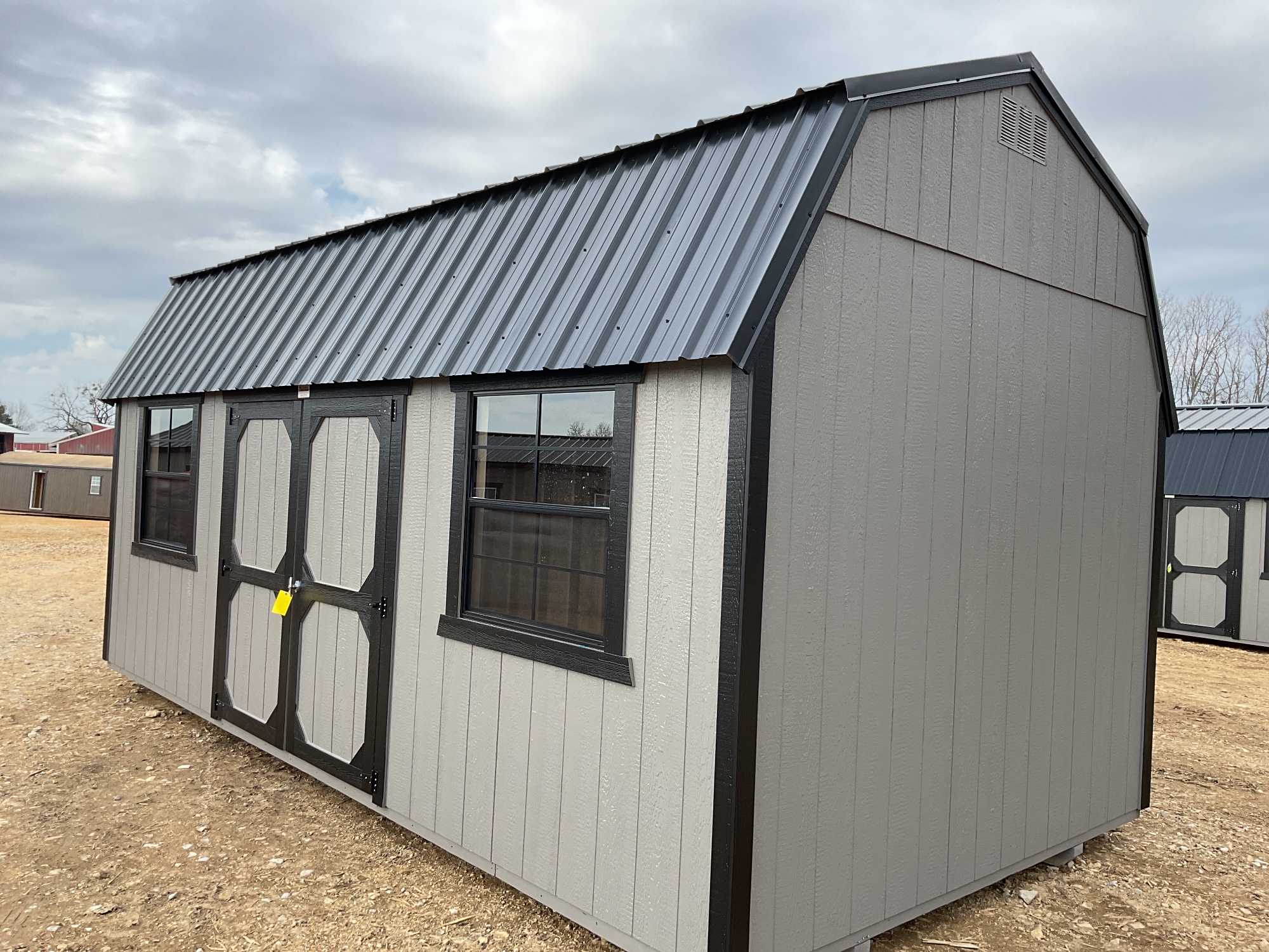 Lofted Barn - 10x20