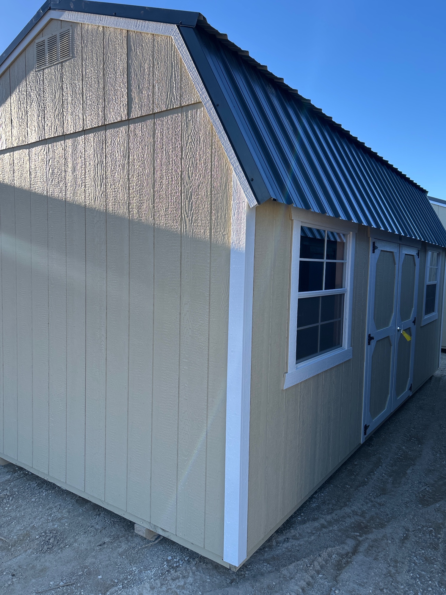 Lofted Barn - 10x20