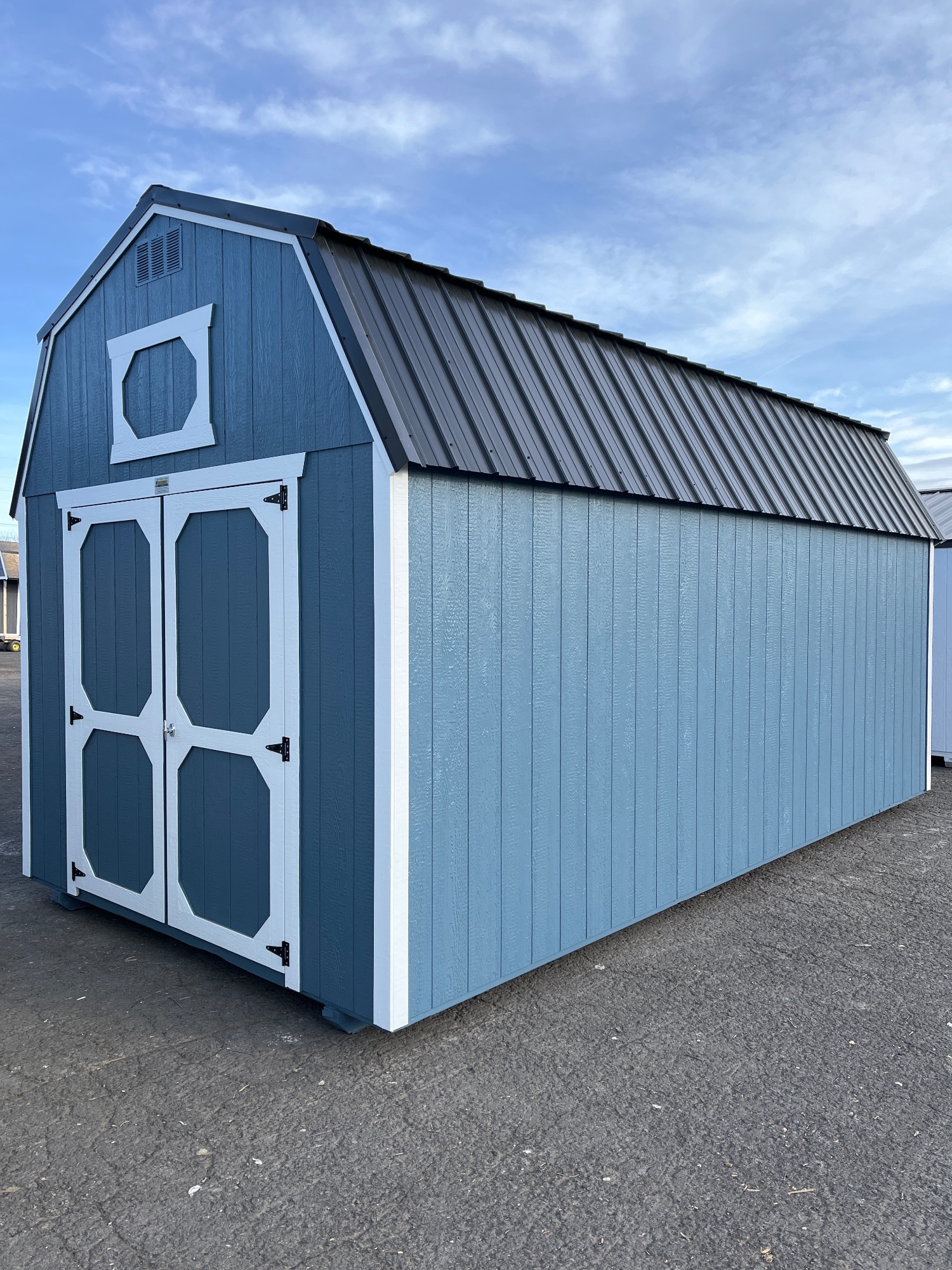 Lofted Barn - 10x20