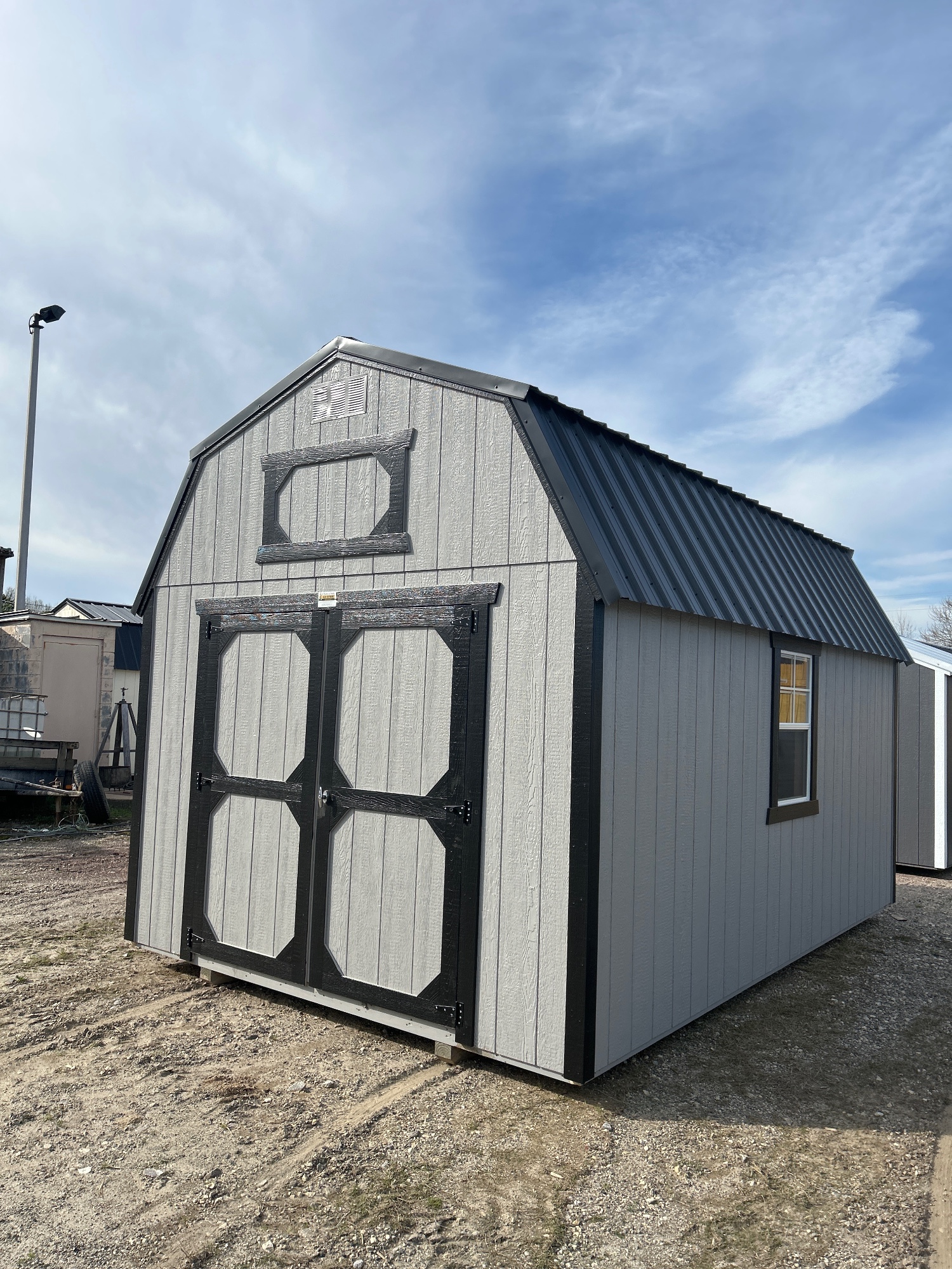 Lofted Barn - 10x16
