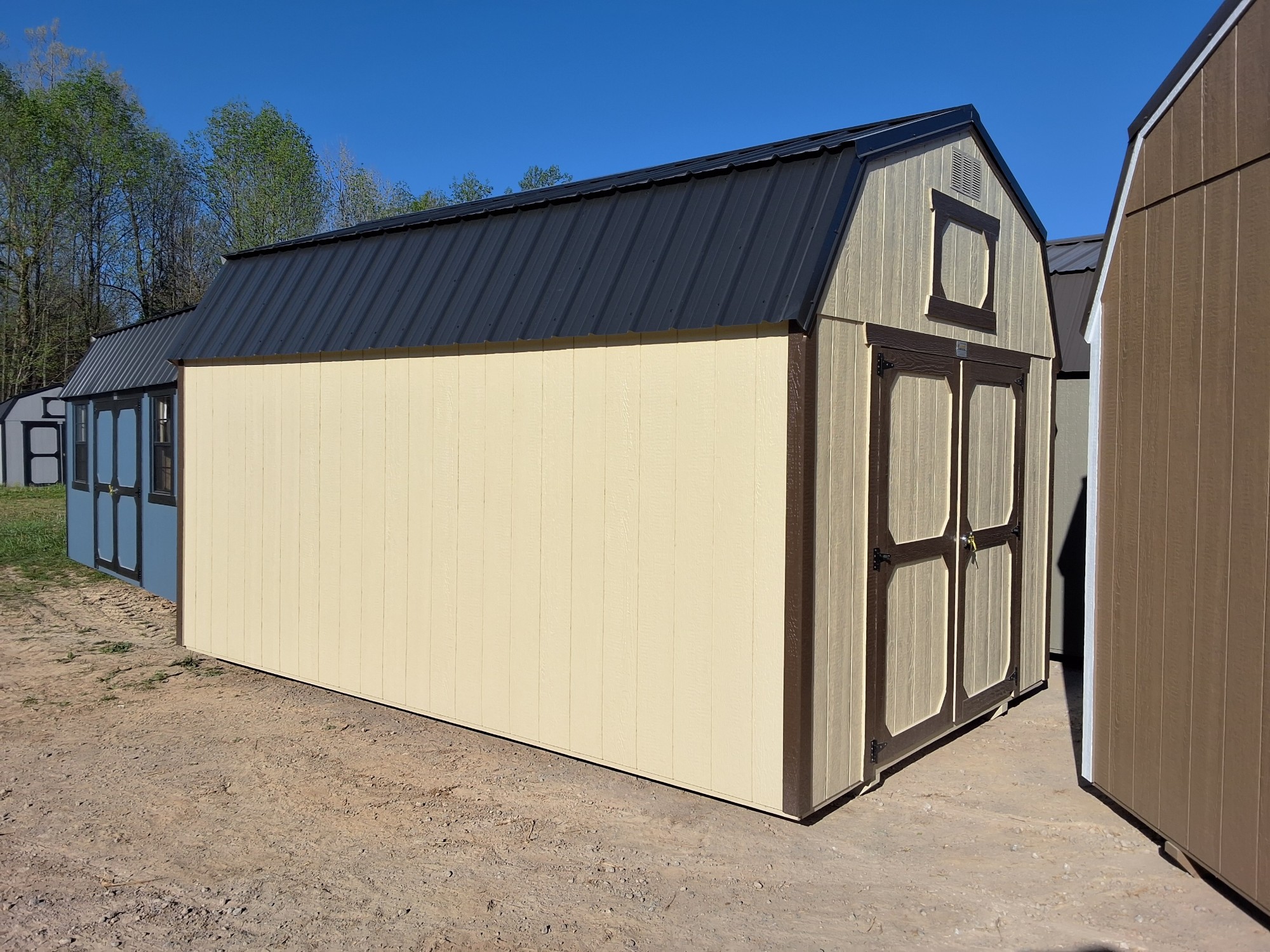 Lofted Barn - 10x16
