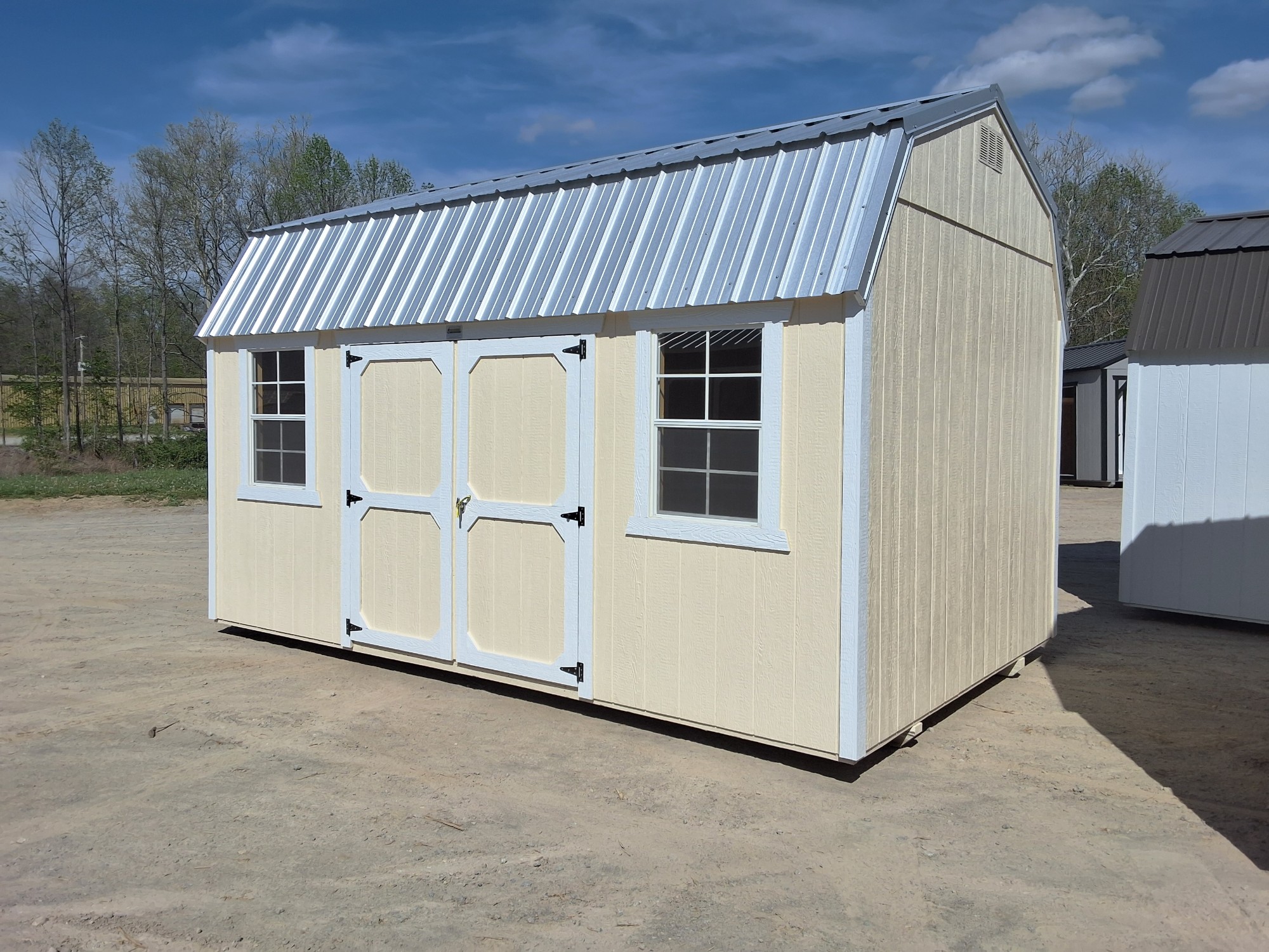 Lofted Barn - 10x16