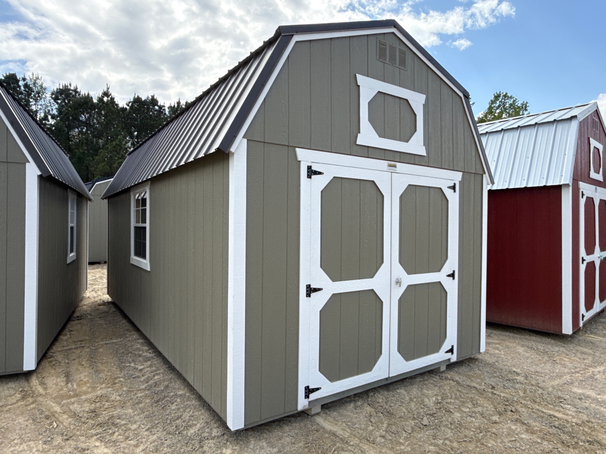 Lofted Barn - 10x20