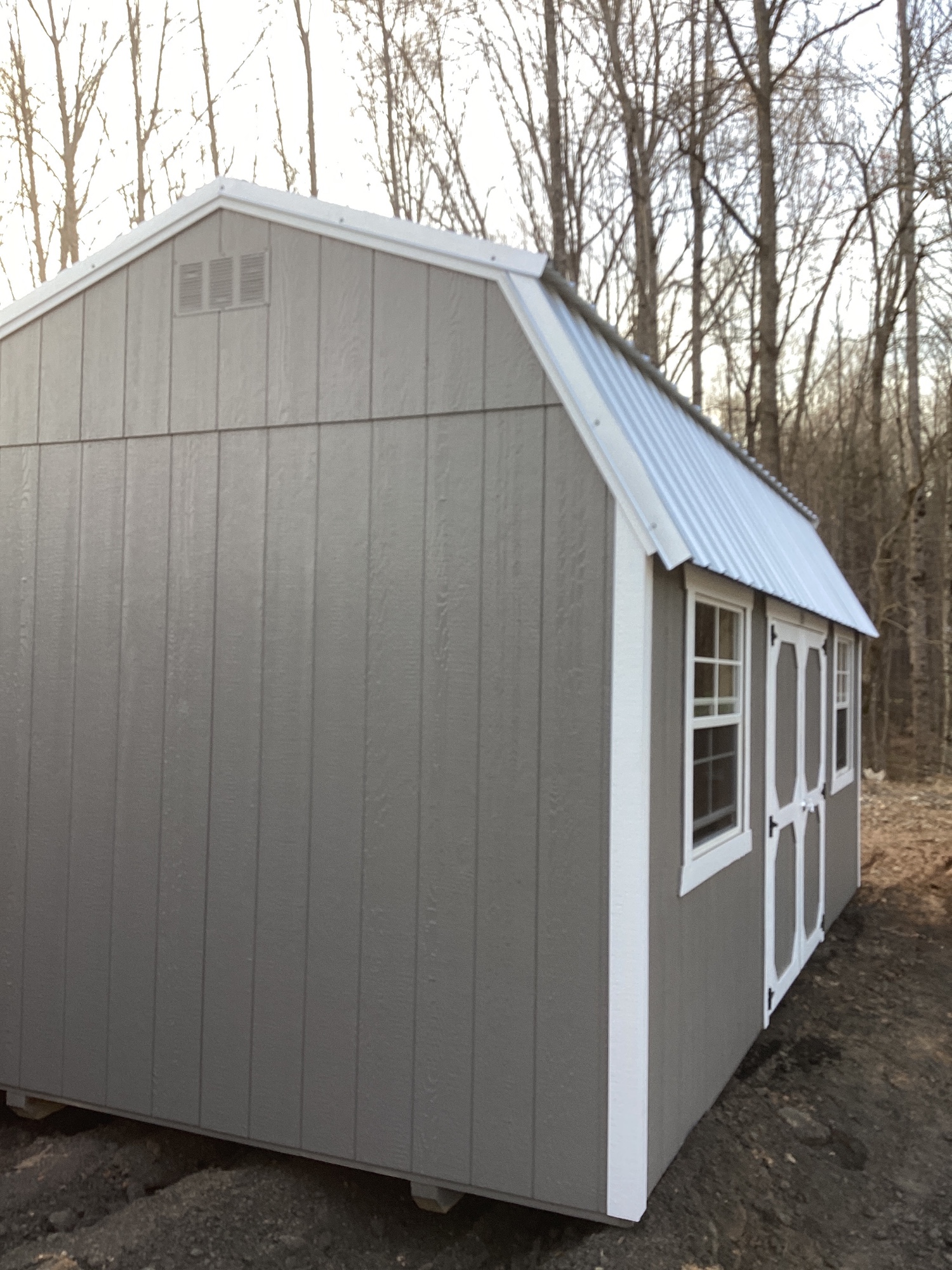 Lofted Barn - 10x20