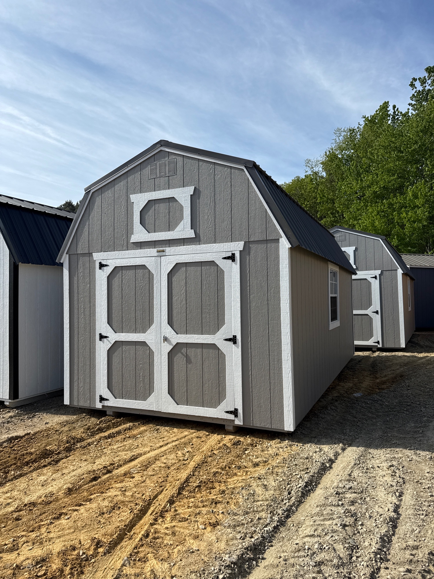 Lofted Barn - 10x20