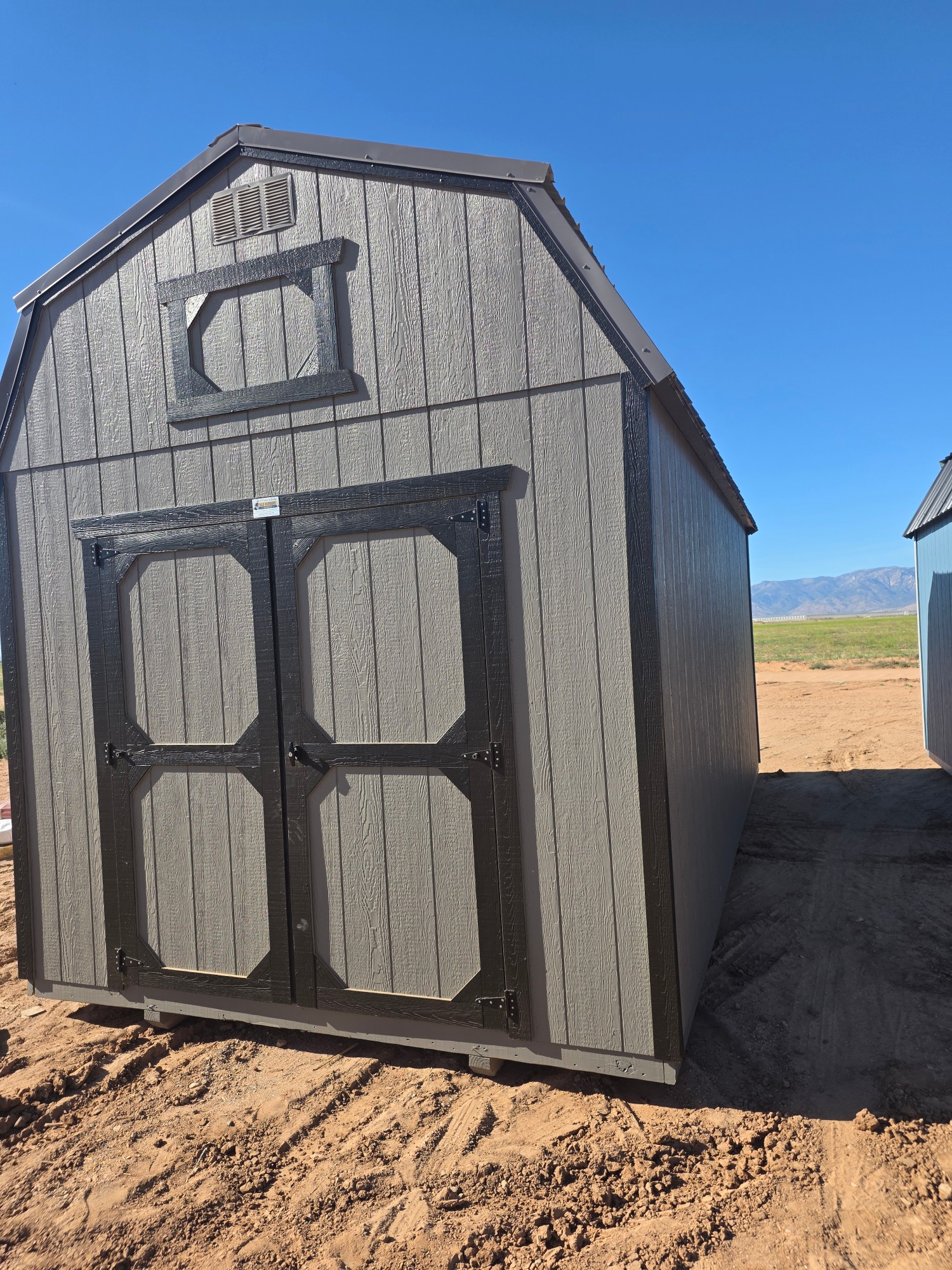 Lofted Barn - 10x20