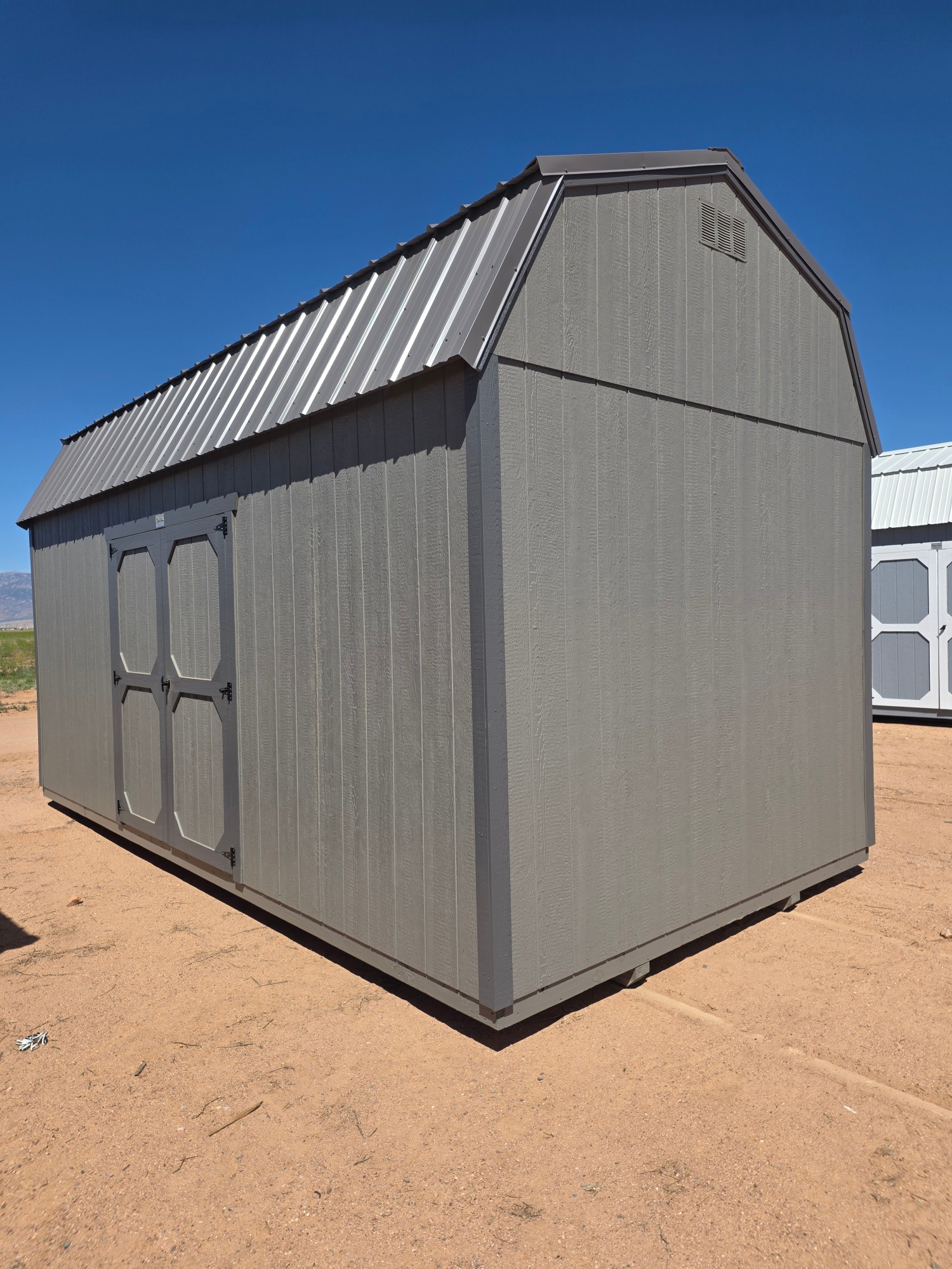 Lofted Barn - 10x20