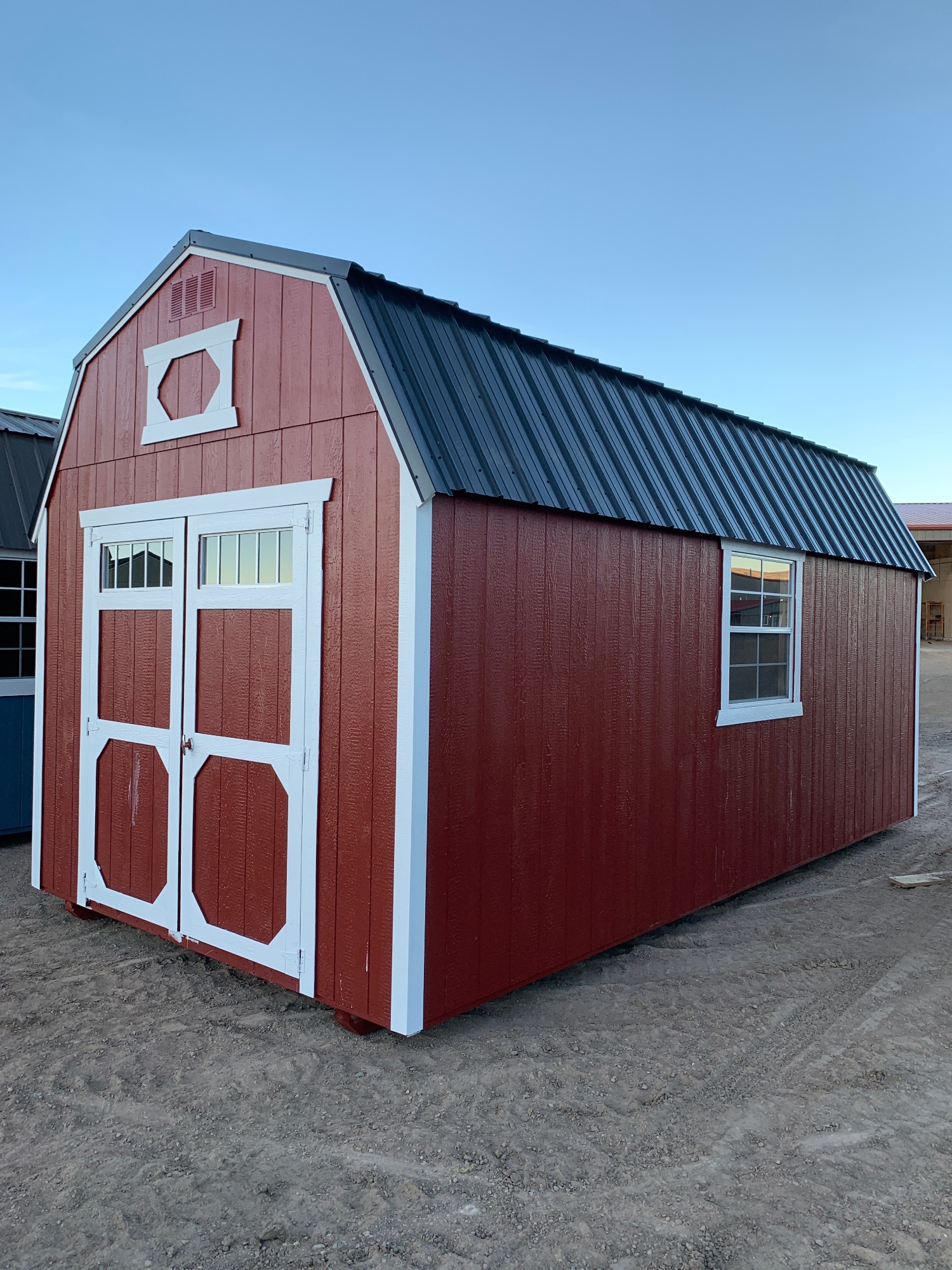 Lofted Barn - 10x20