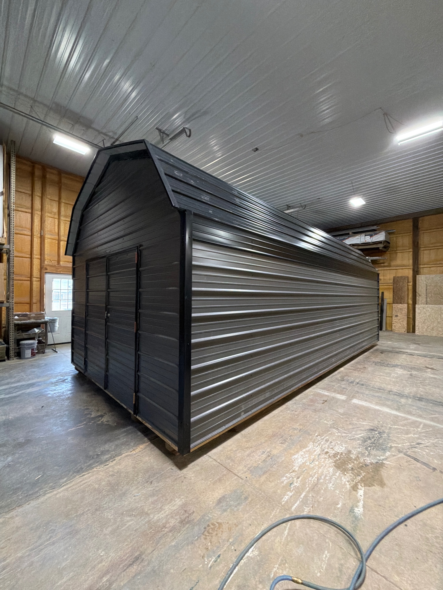 Metal Lofted - 12x24