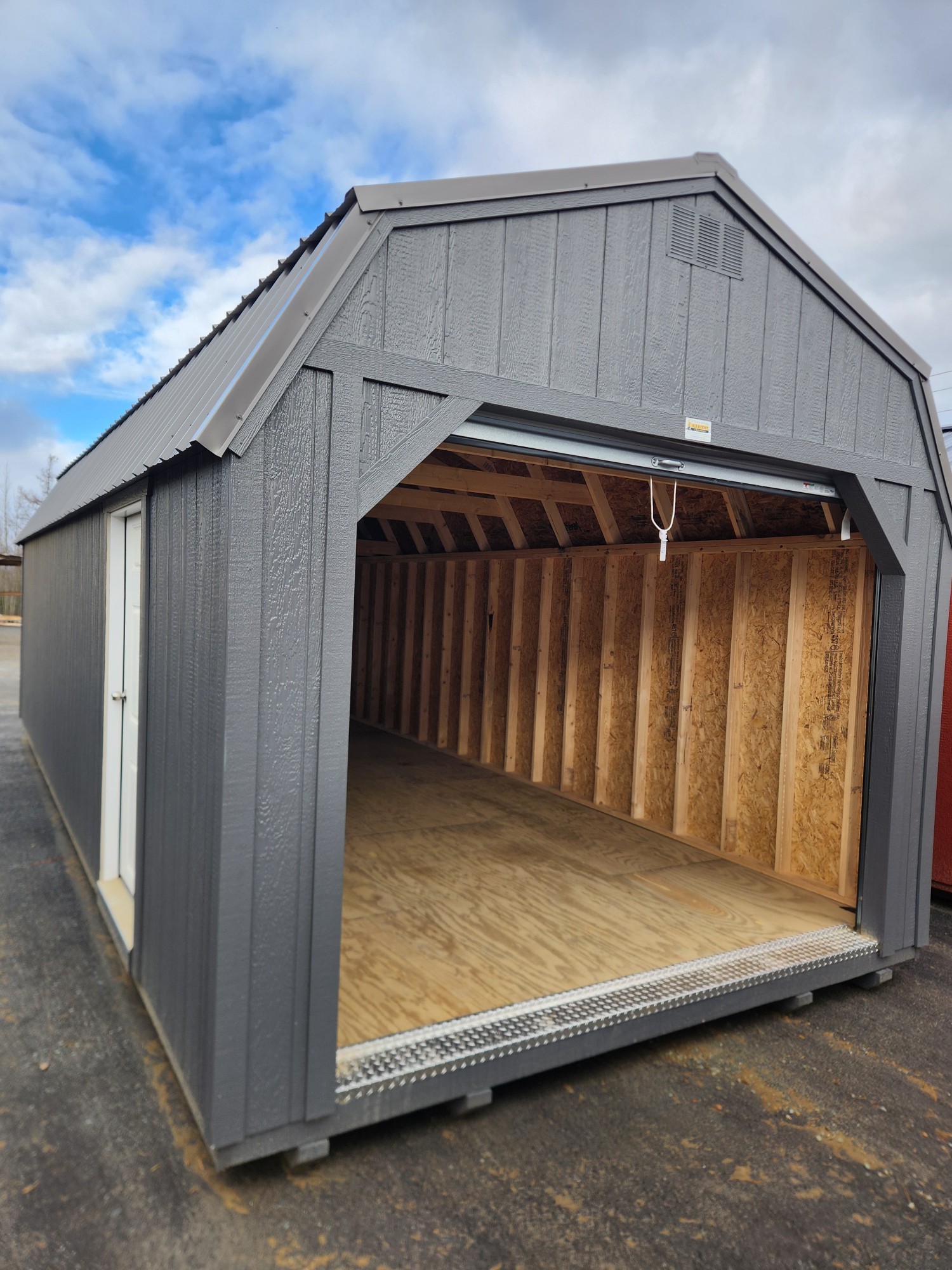 Lofted Barn Garage - 12x28