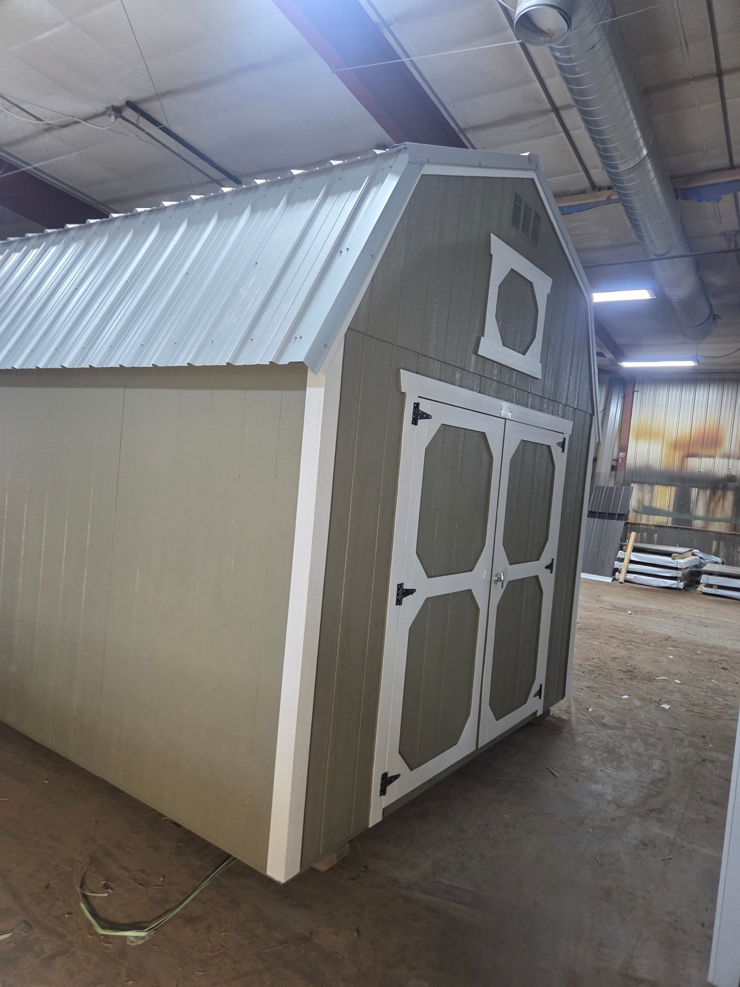 Lofted Barn - 10x20