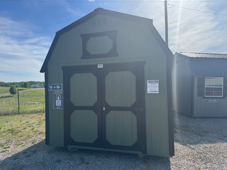 Lofted Barn - 10x20
