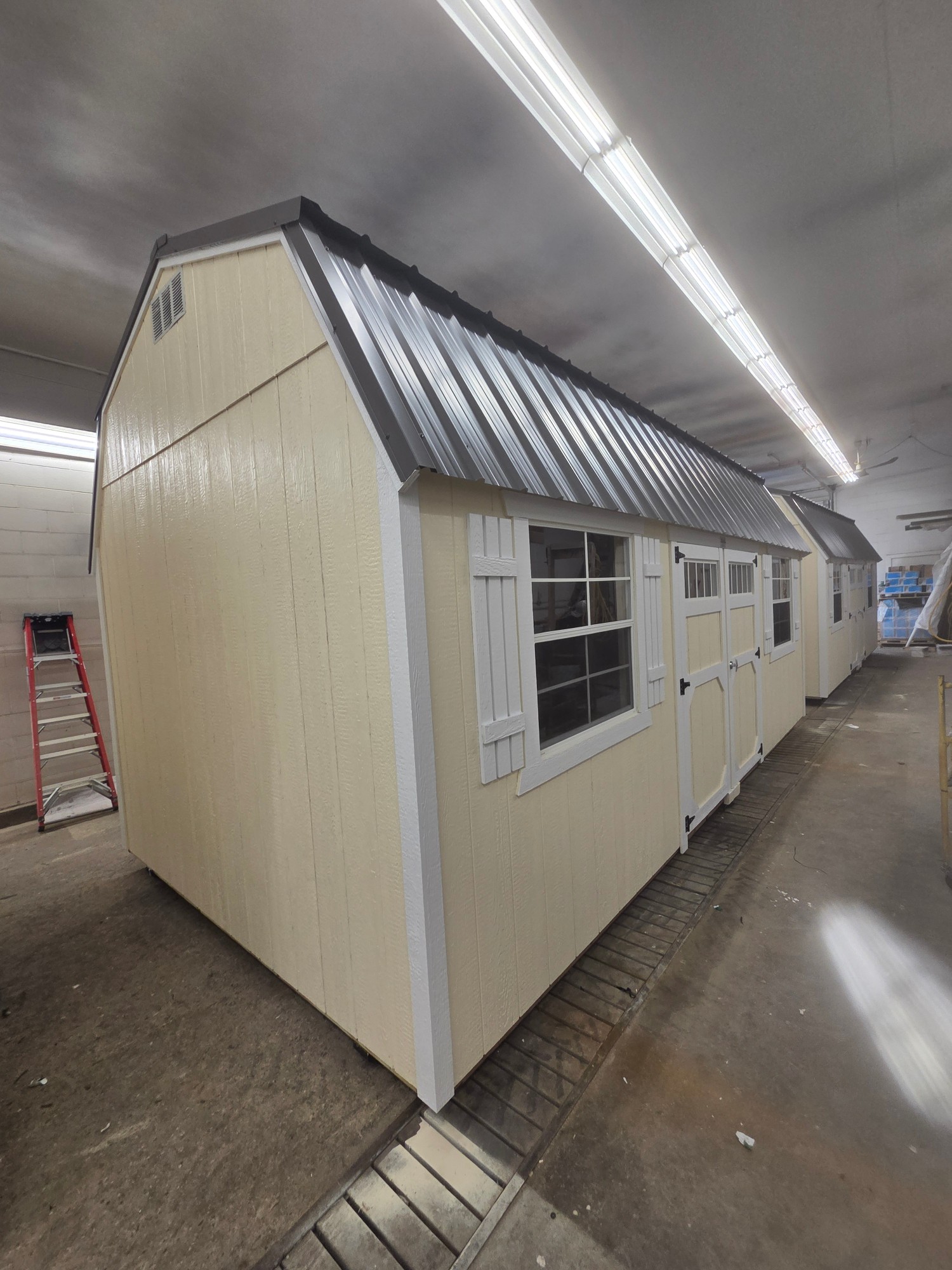 Lofted Barn - 10x20