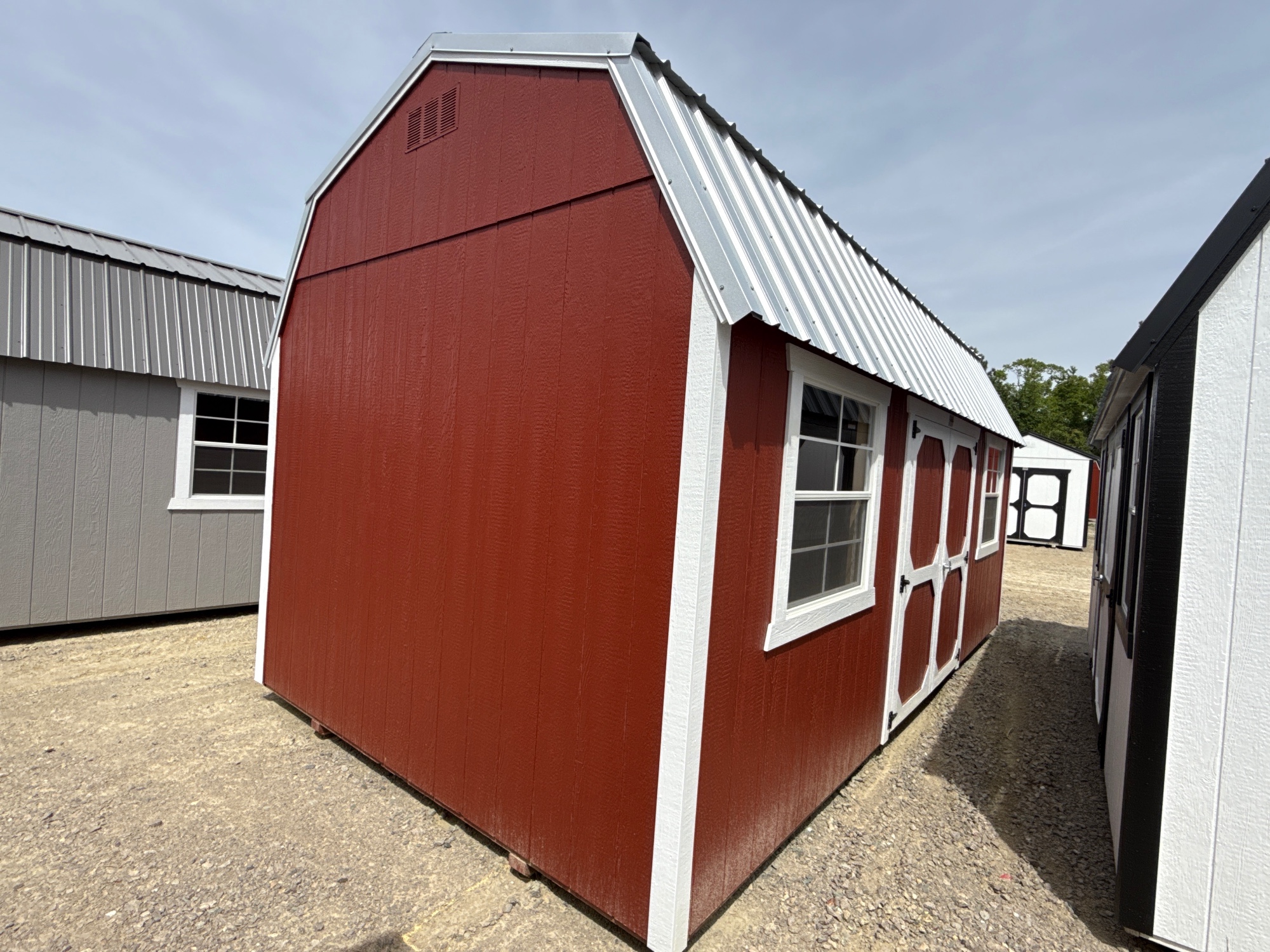 Lofted Barn - 10x20