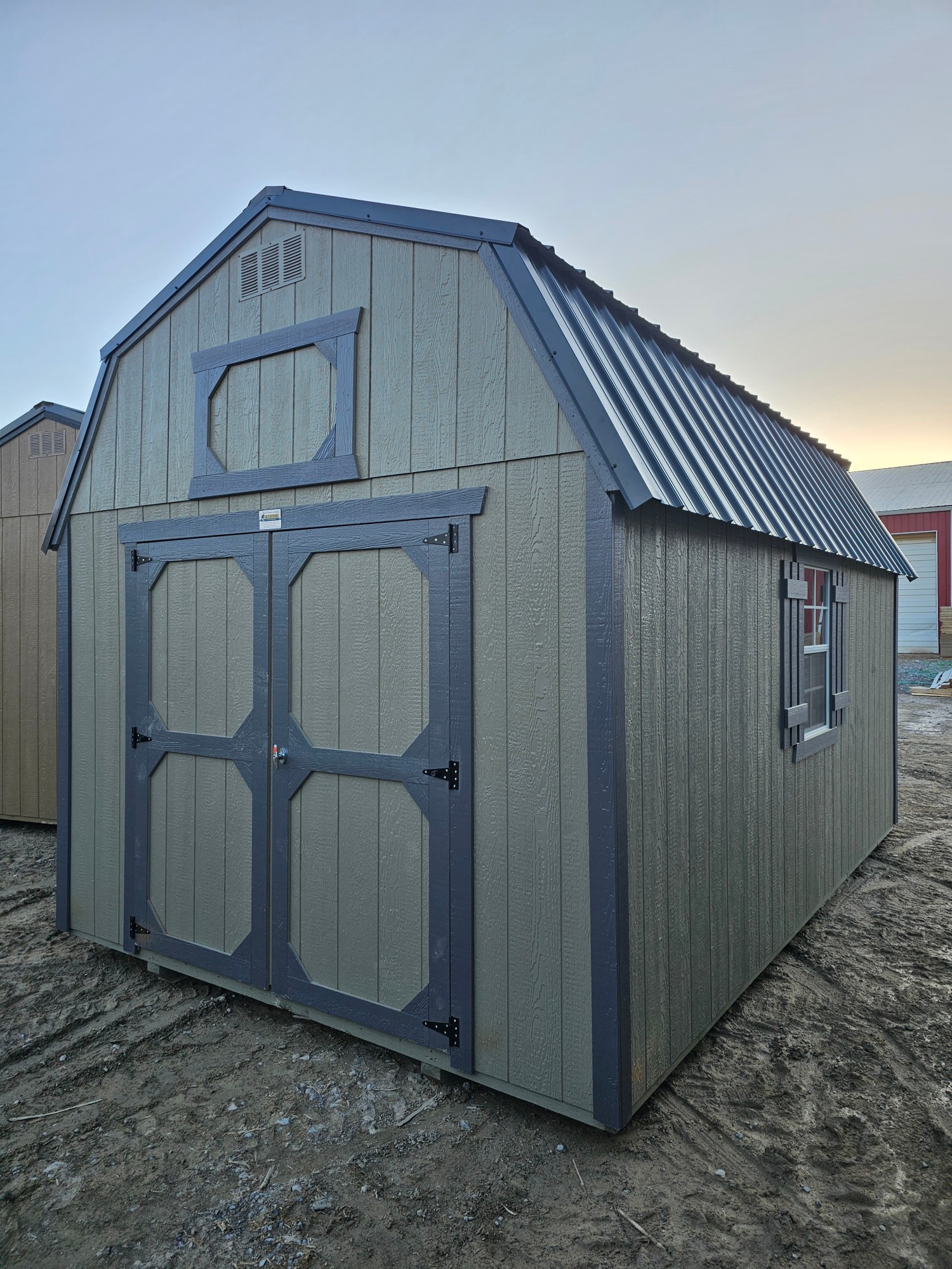 Lofted Barn - 10x16