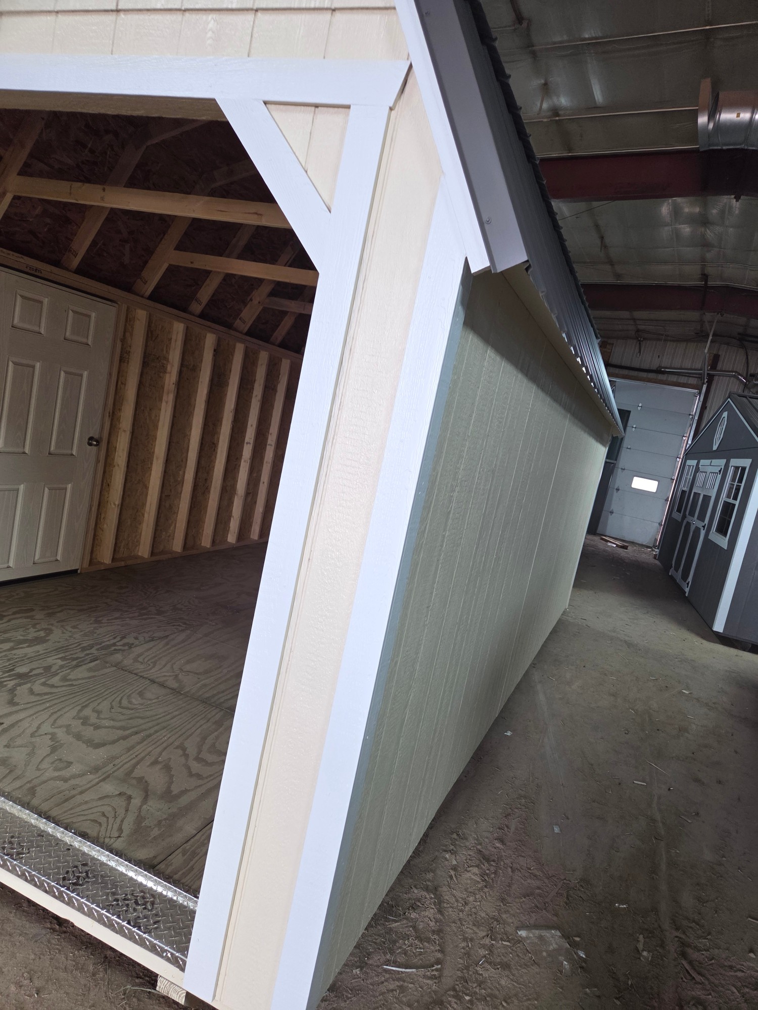 Lofted Barn 8' Garage - 10x20