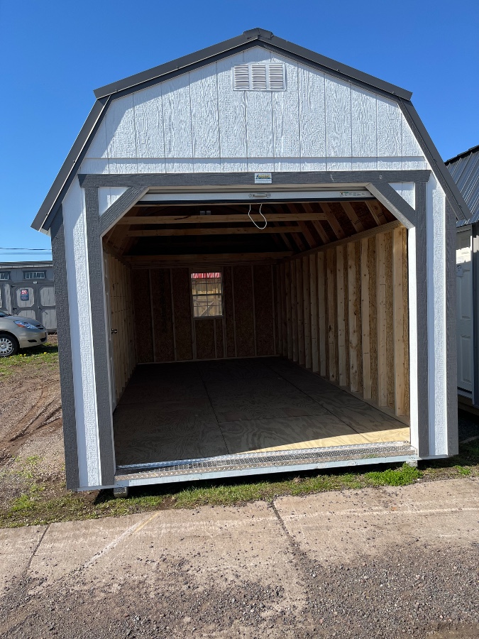 Lofted Barn 8' Garage - 10x20