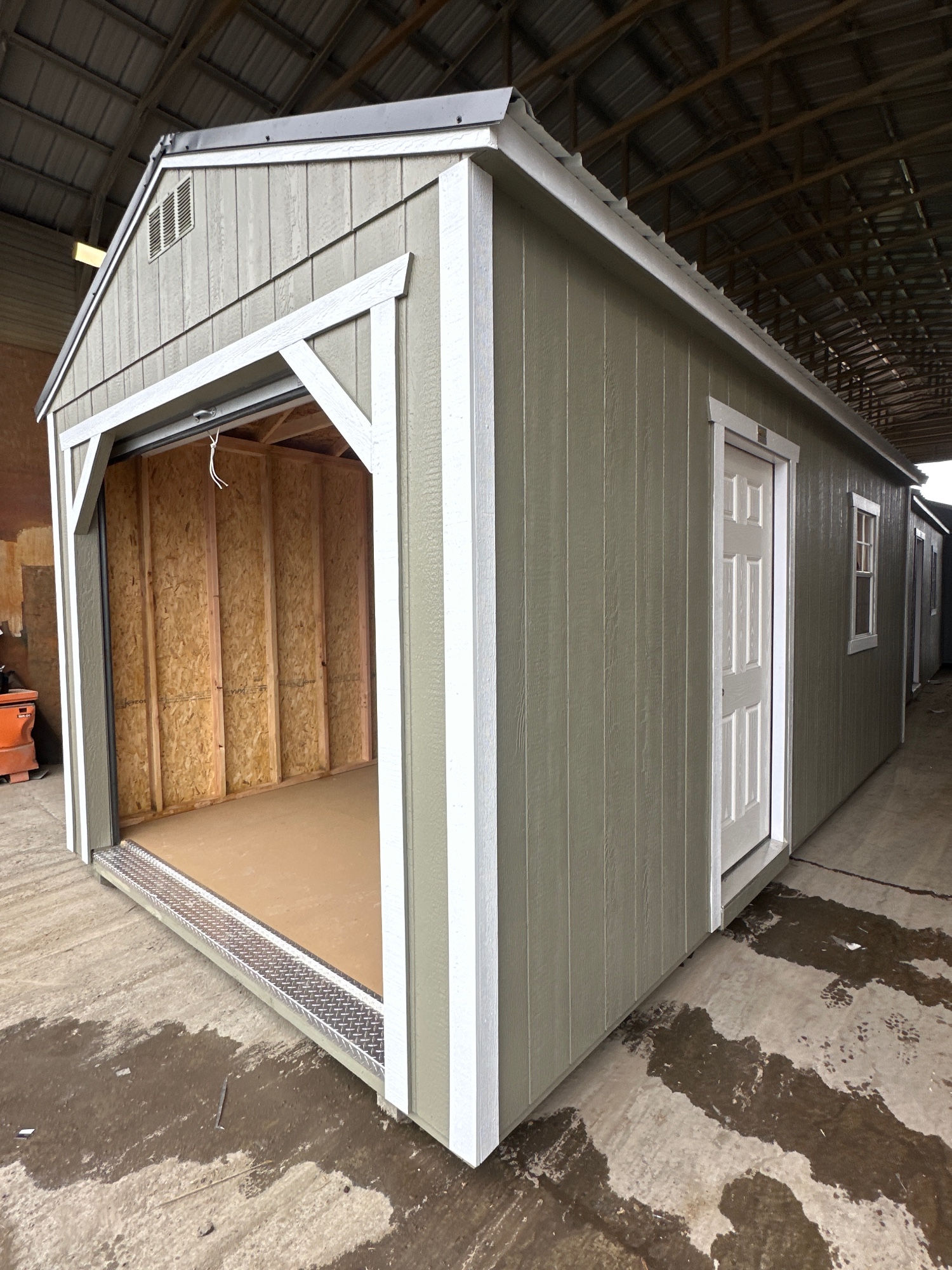 Utility 8' Garage - 10x20