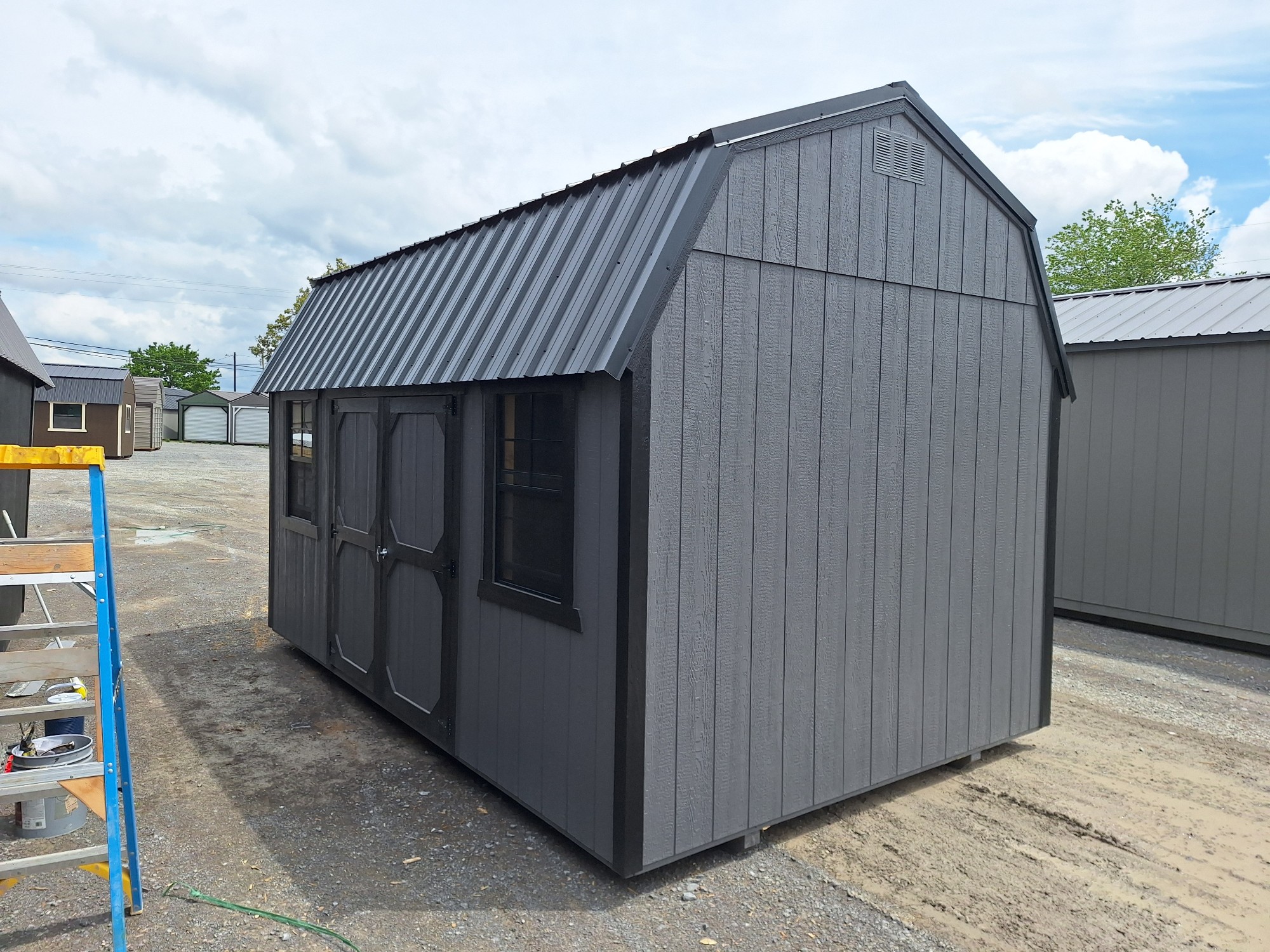 Lofted Barn - 10x16