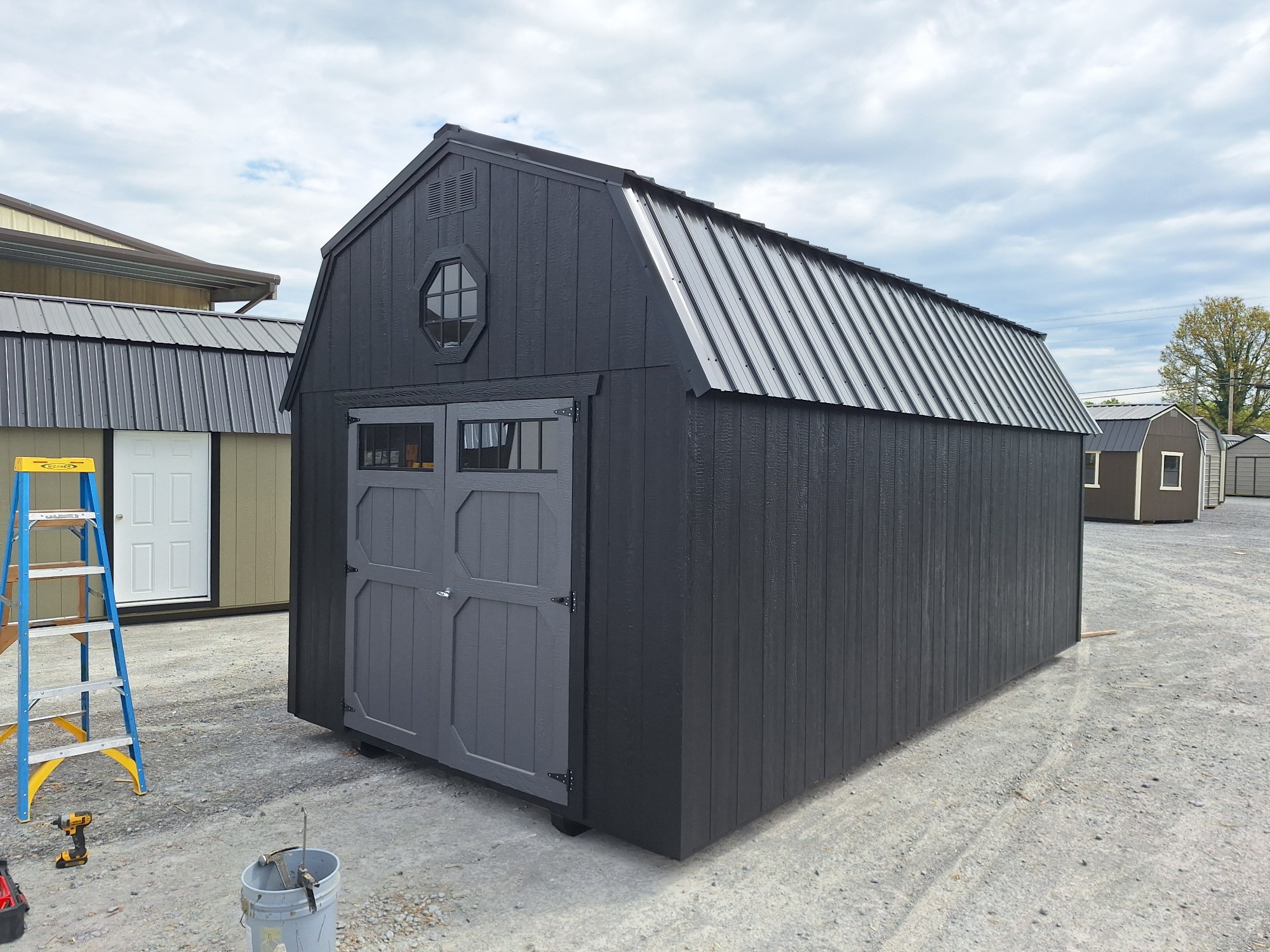 Lofted Barn - 10x20