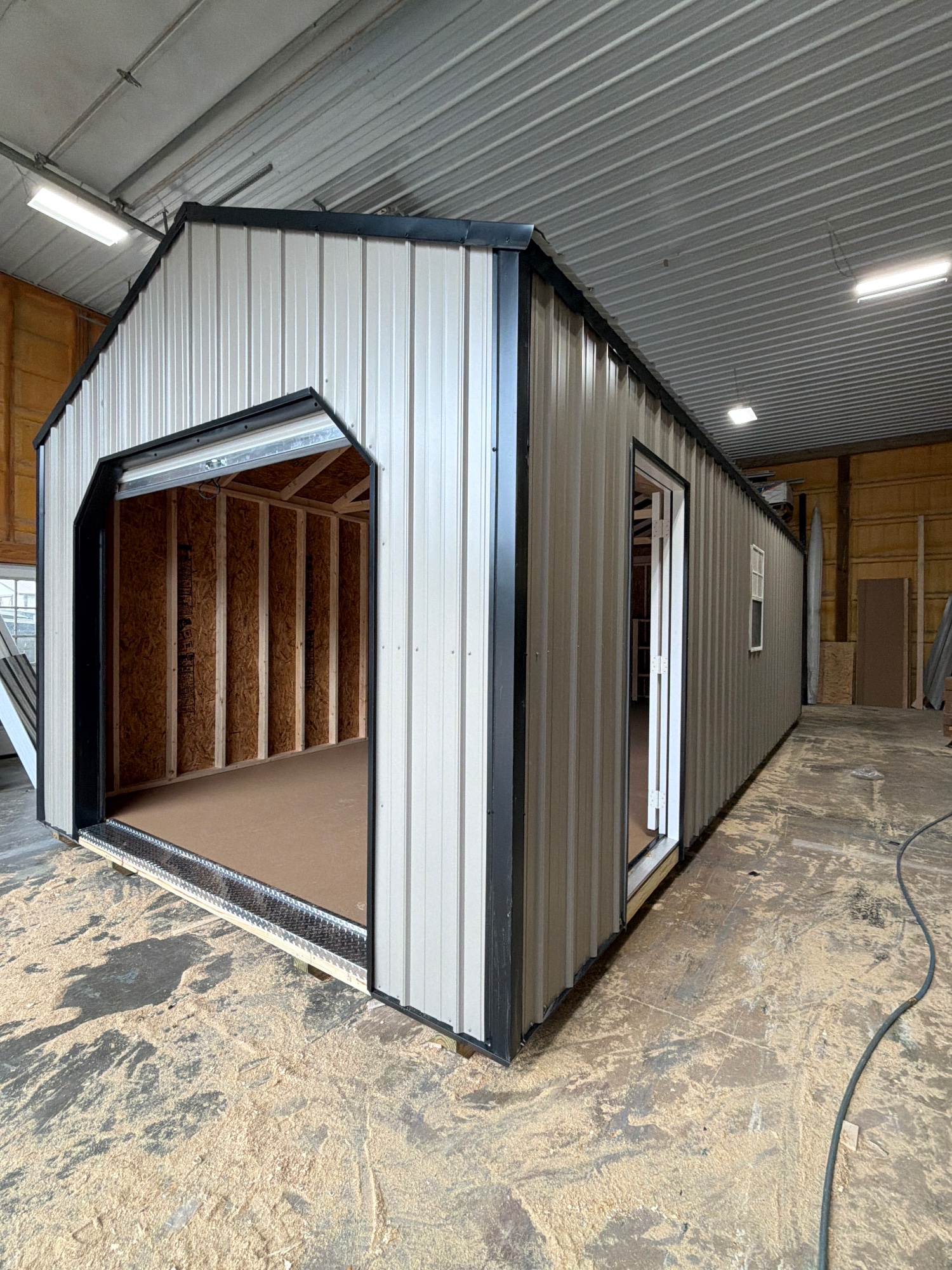 Utility 8' Garage - 12x28