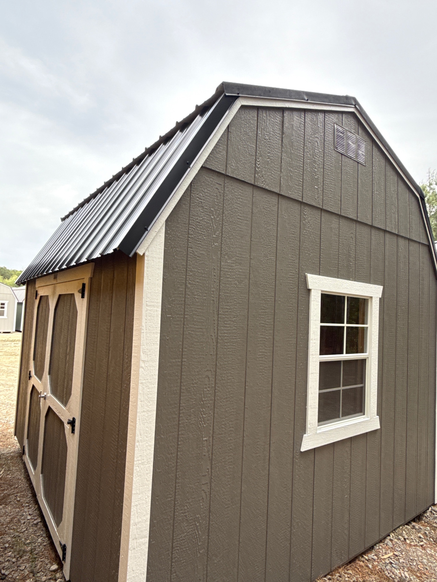 Lofted Barn - 10x12