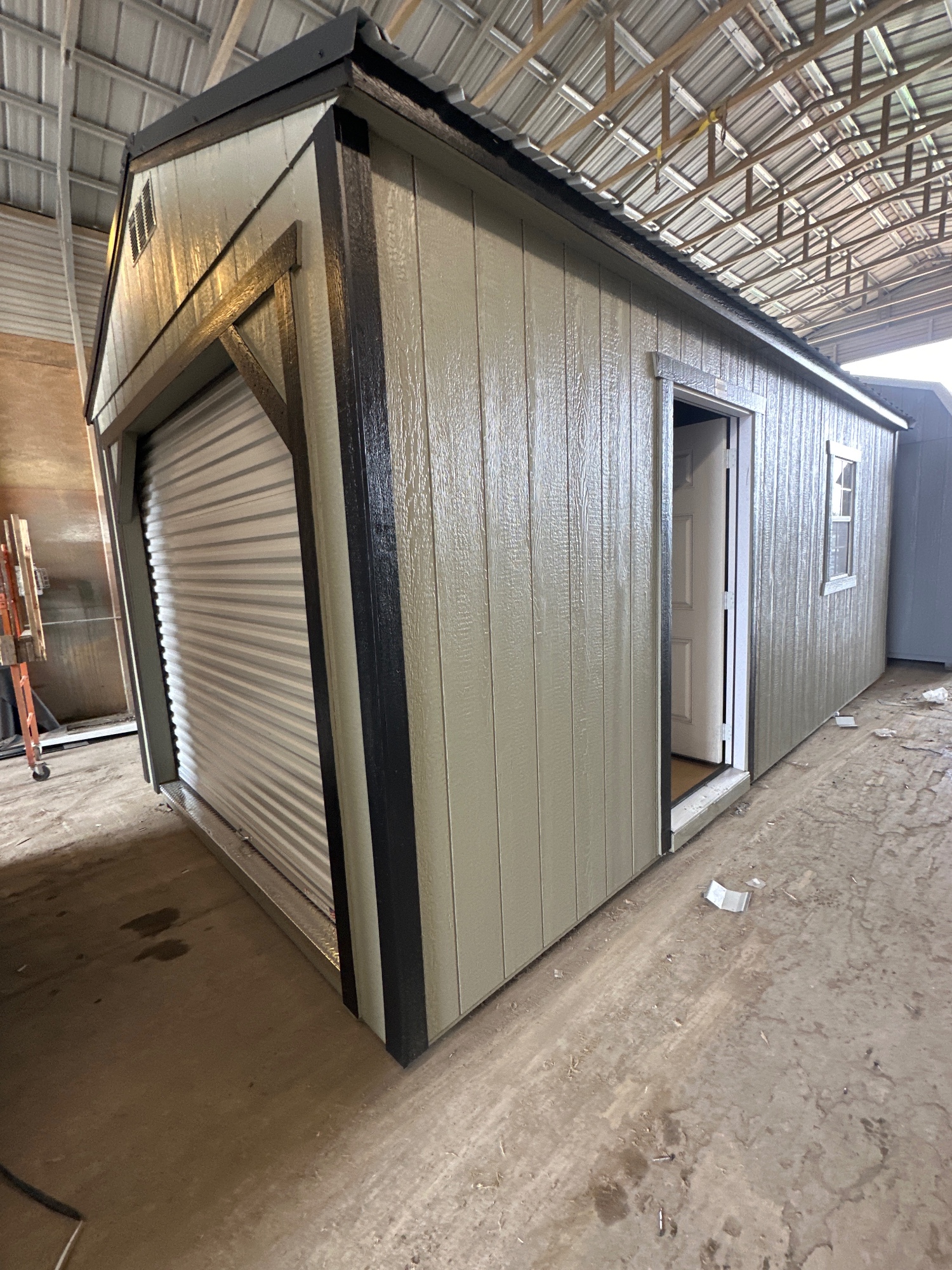 Utility 8' Garage - 10x20