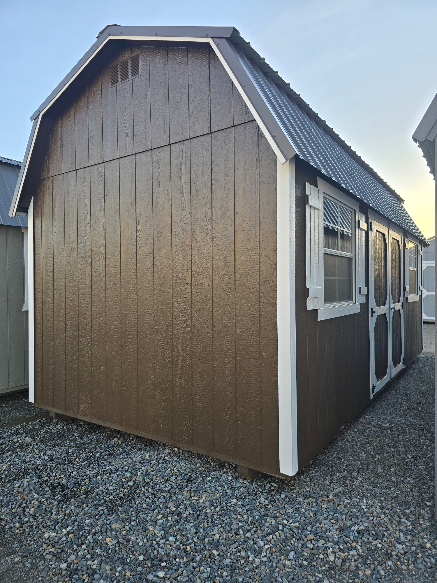 Lofted Barn - 10x20