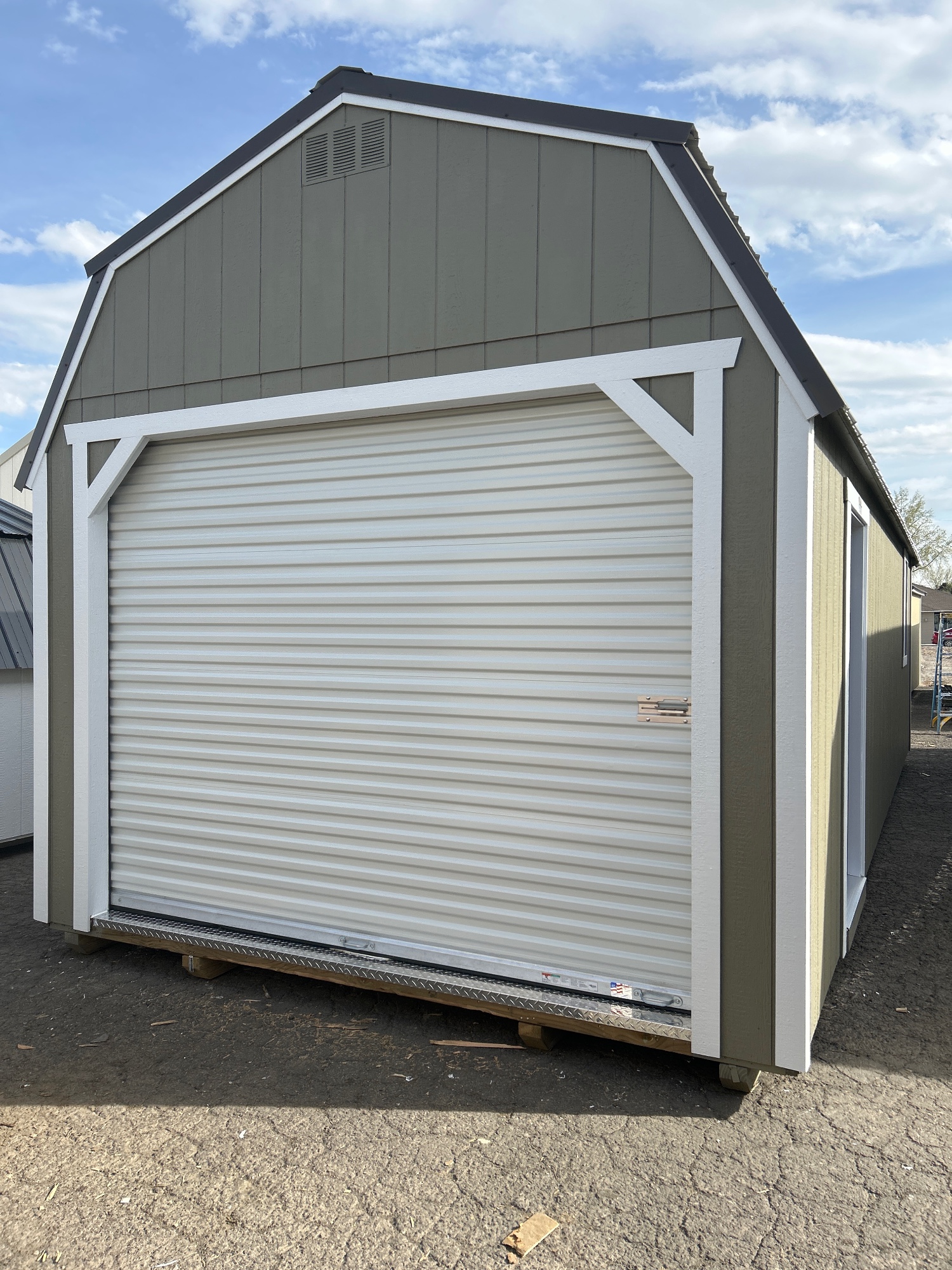 Lofted Barn Garage - 12x28
