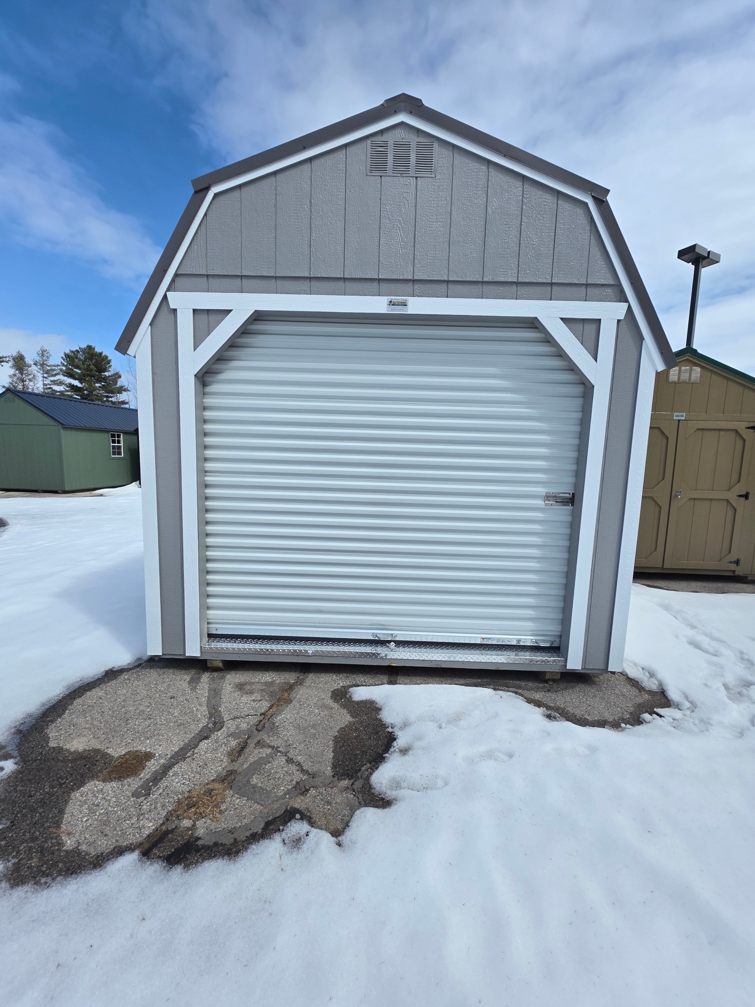 Lofted Barn 8' Garage - 10x20