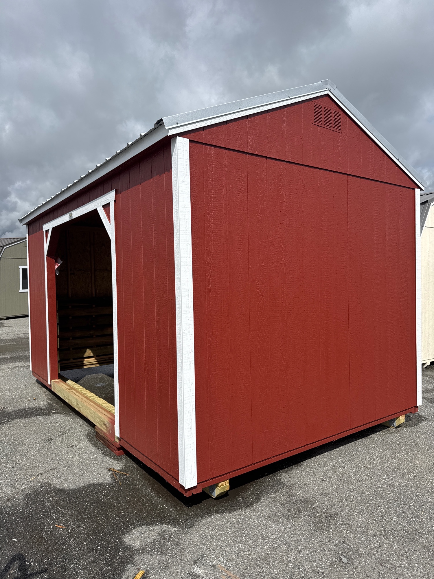 Animal Shelter – 10×16