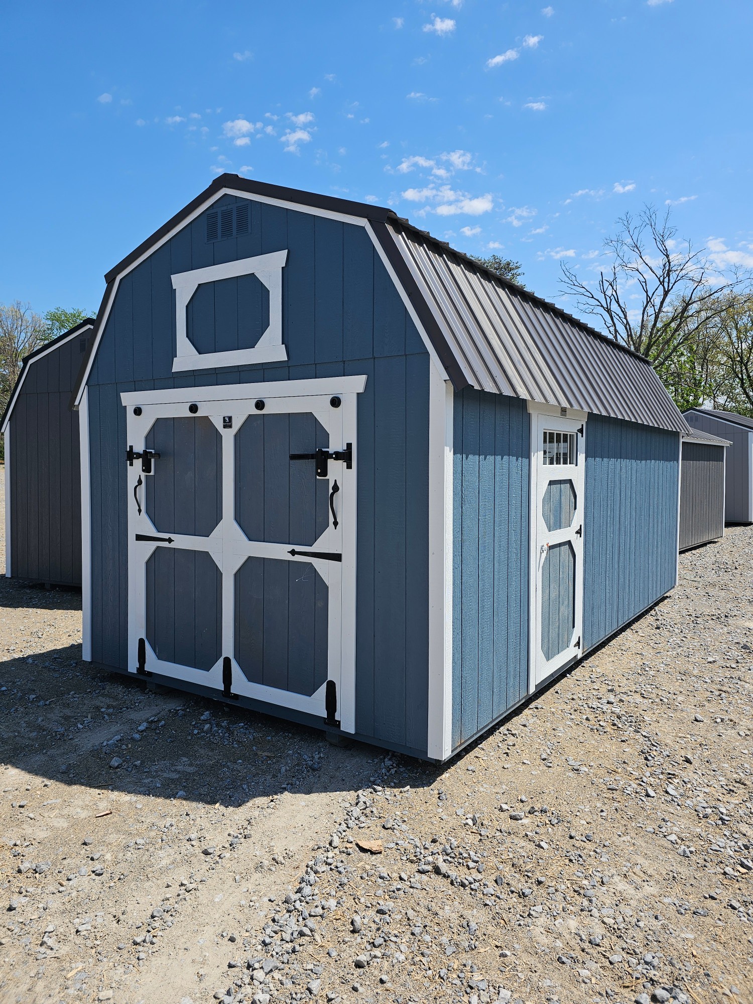 Lofted Barn - 10x20