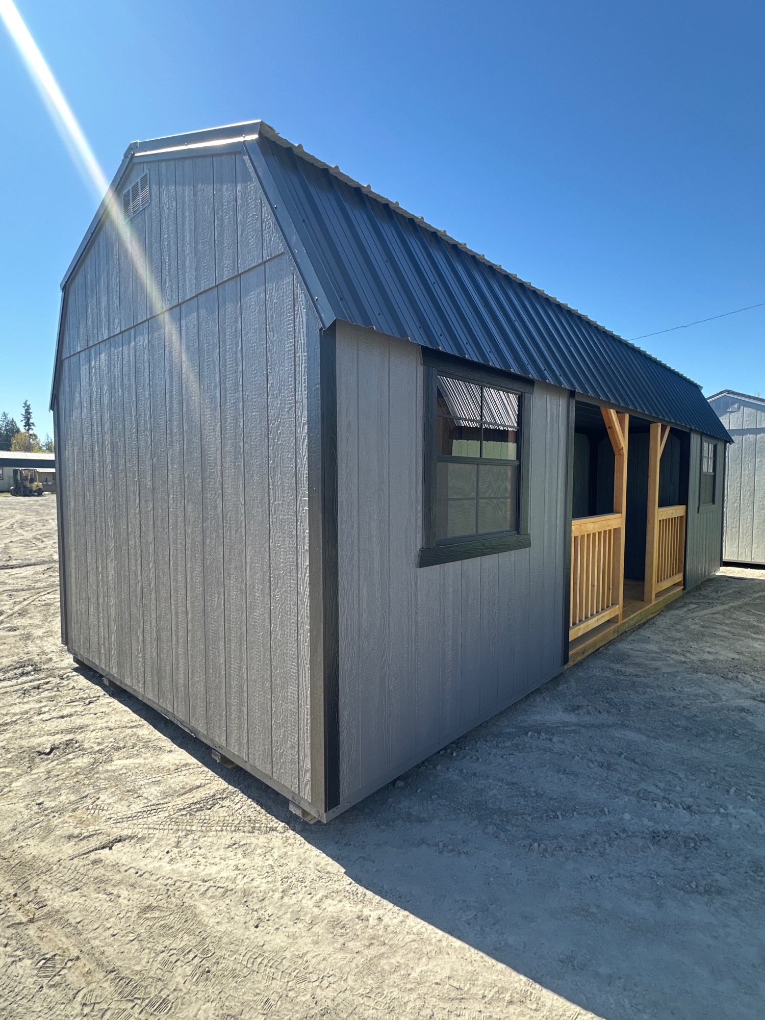 Lofted Barn Center Porch - 12x28