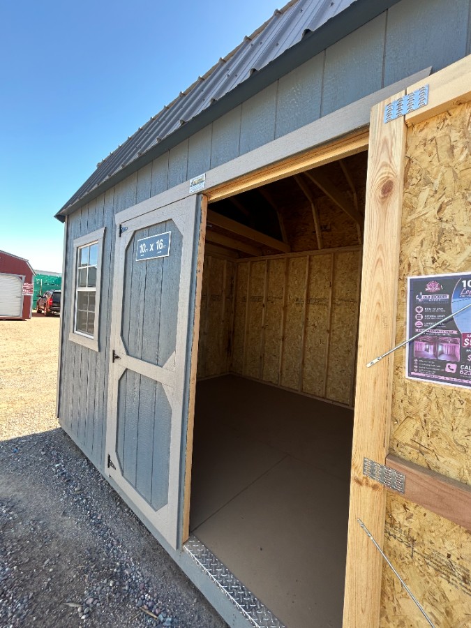 Lofted Barn – 10×16 image 3