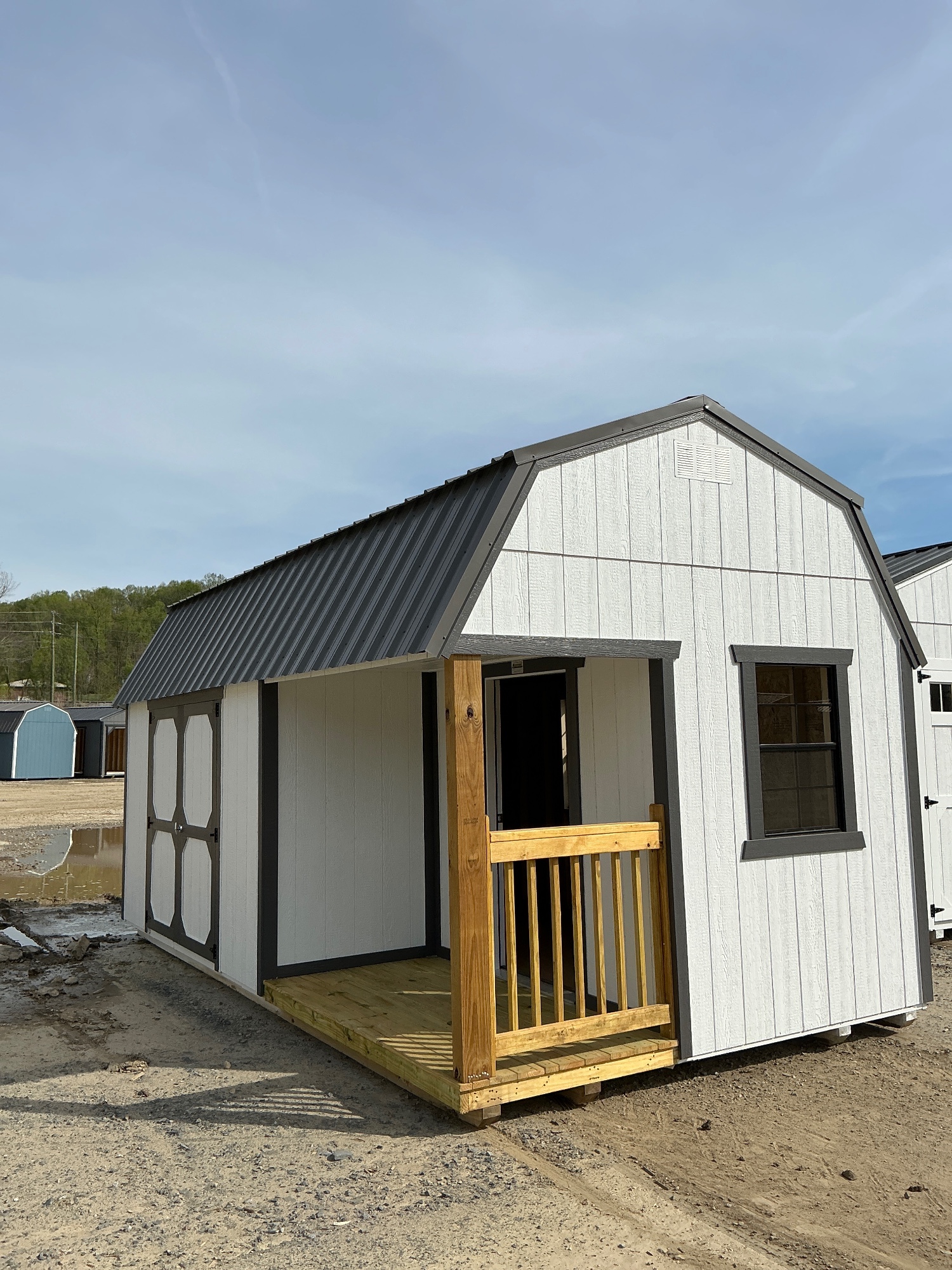 Lofted Barn Side Porch – 10×20