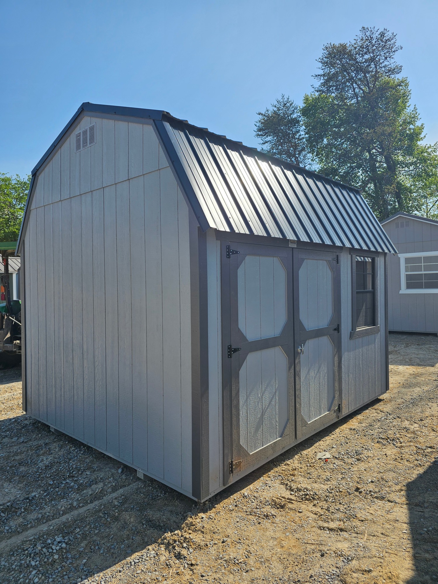 Lofted Barn - 10x12