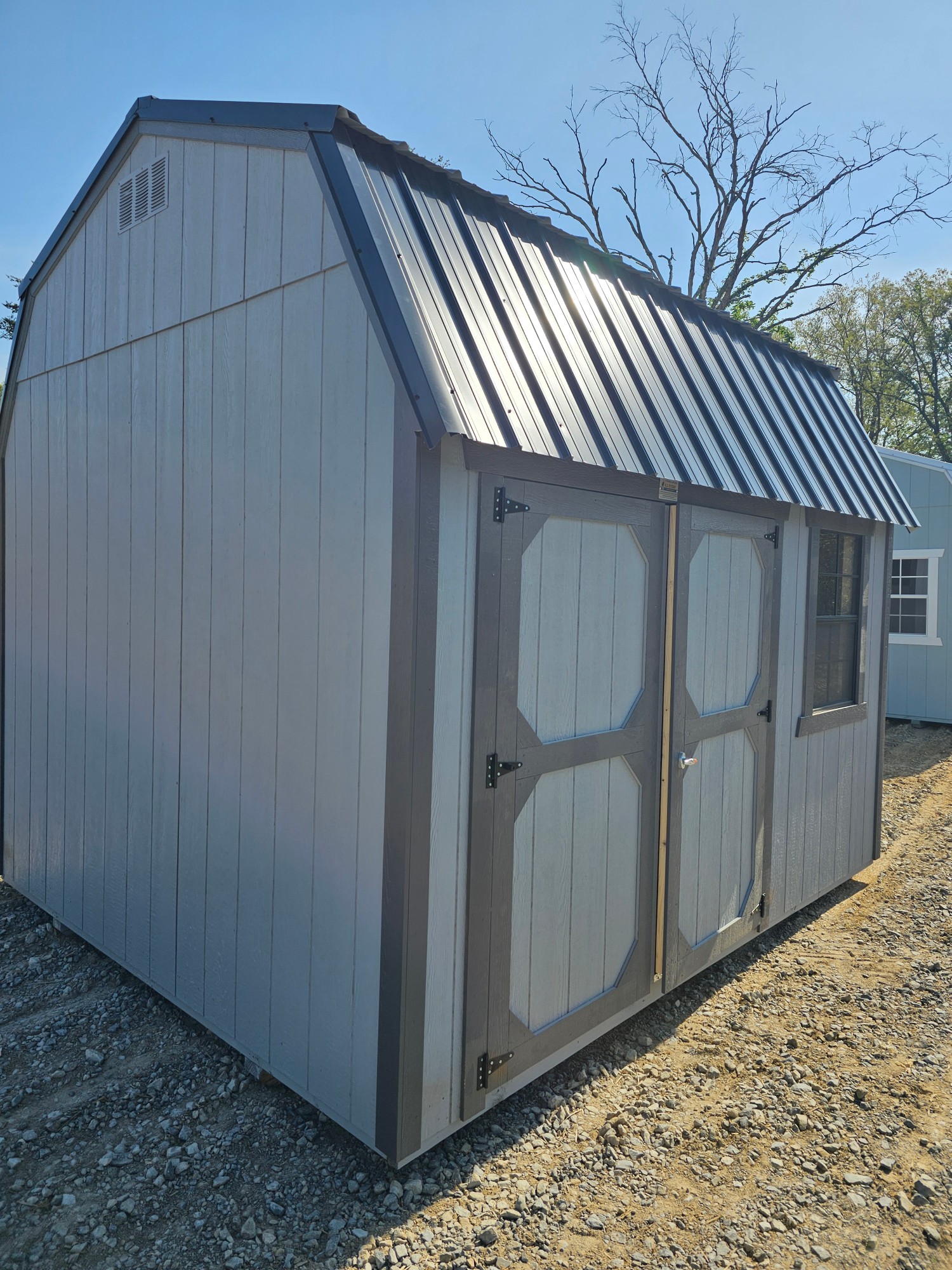 Lofted Barn - 10x12