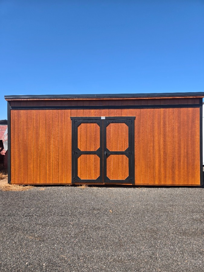Studio - 8x20