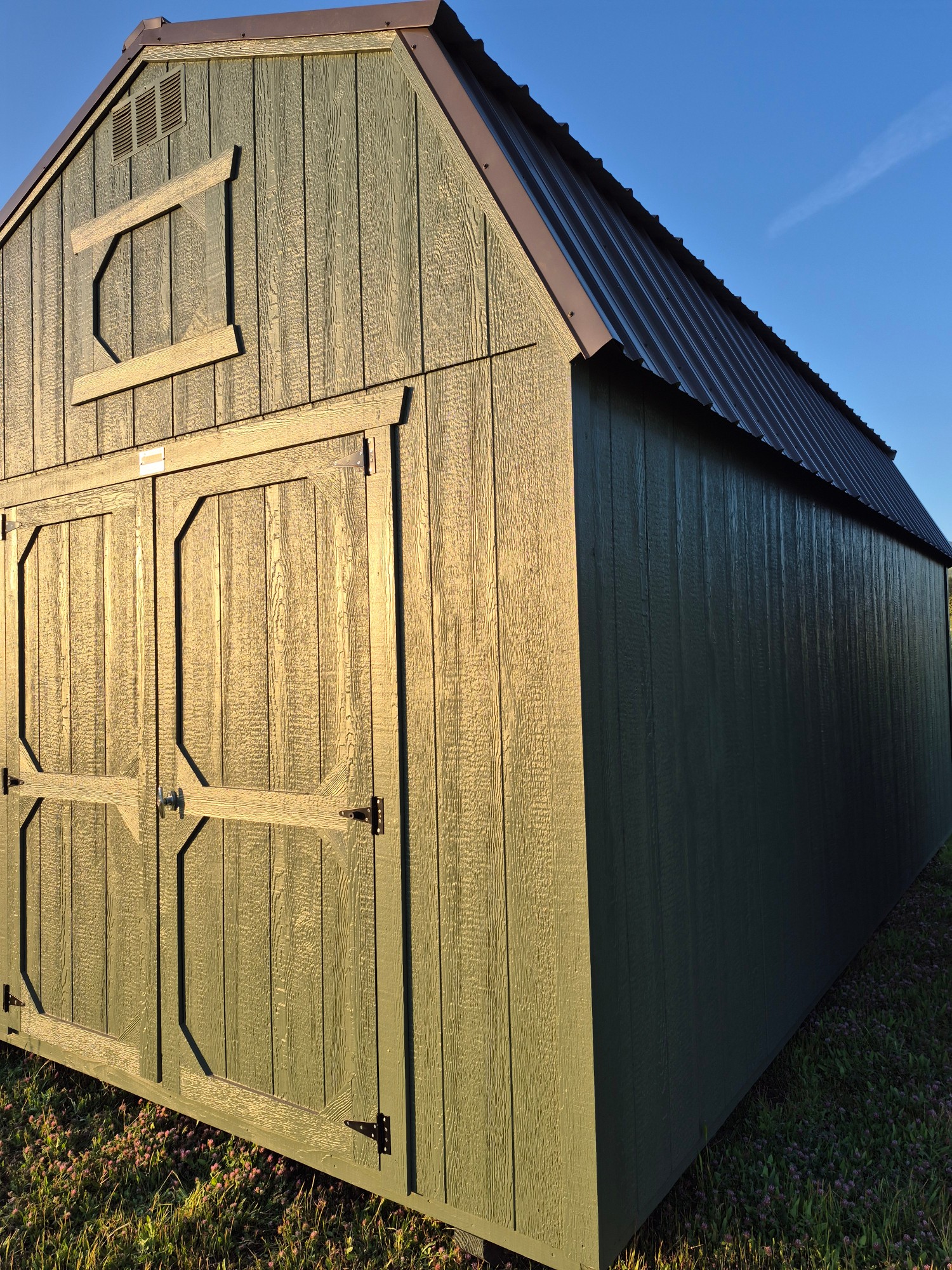 Lofted Barn - 10x20
