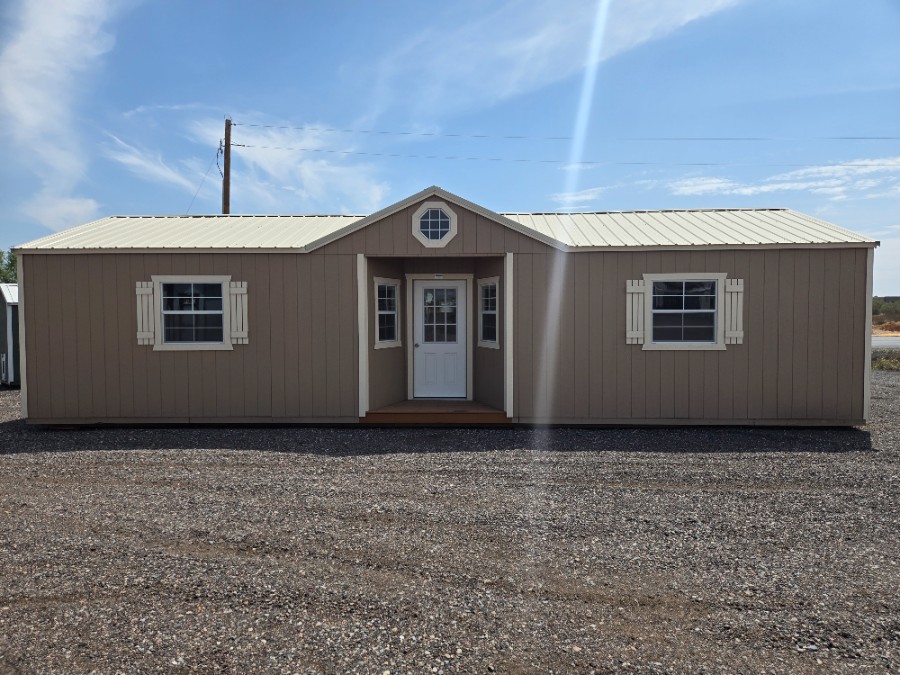 Utility Center Porch - 16x40