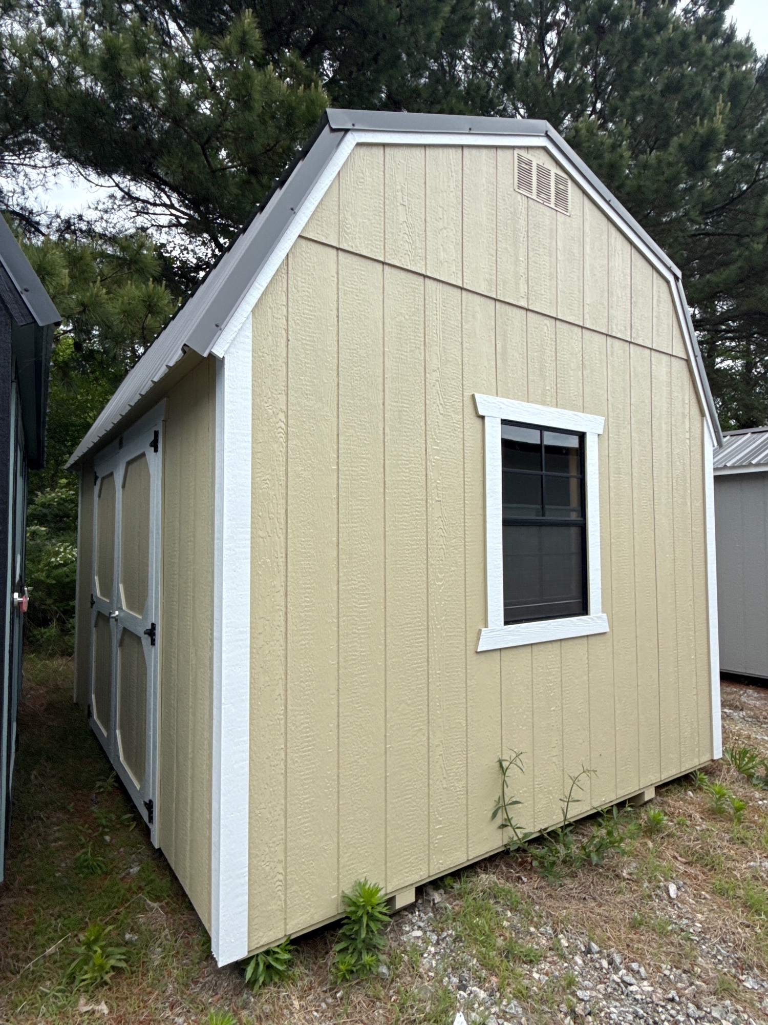 Lofted Barn - 10x12