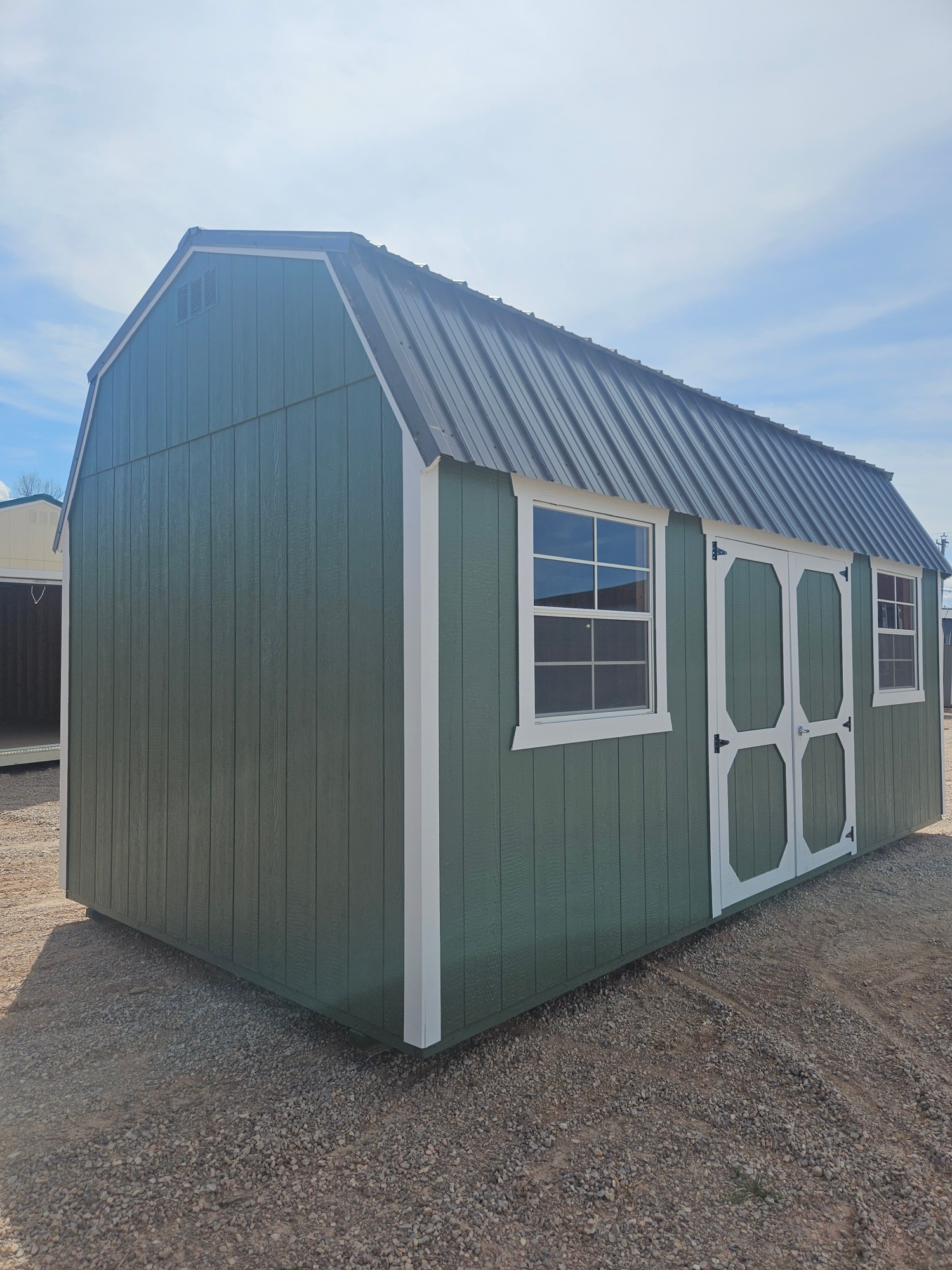 Lofted Barn - 10x20