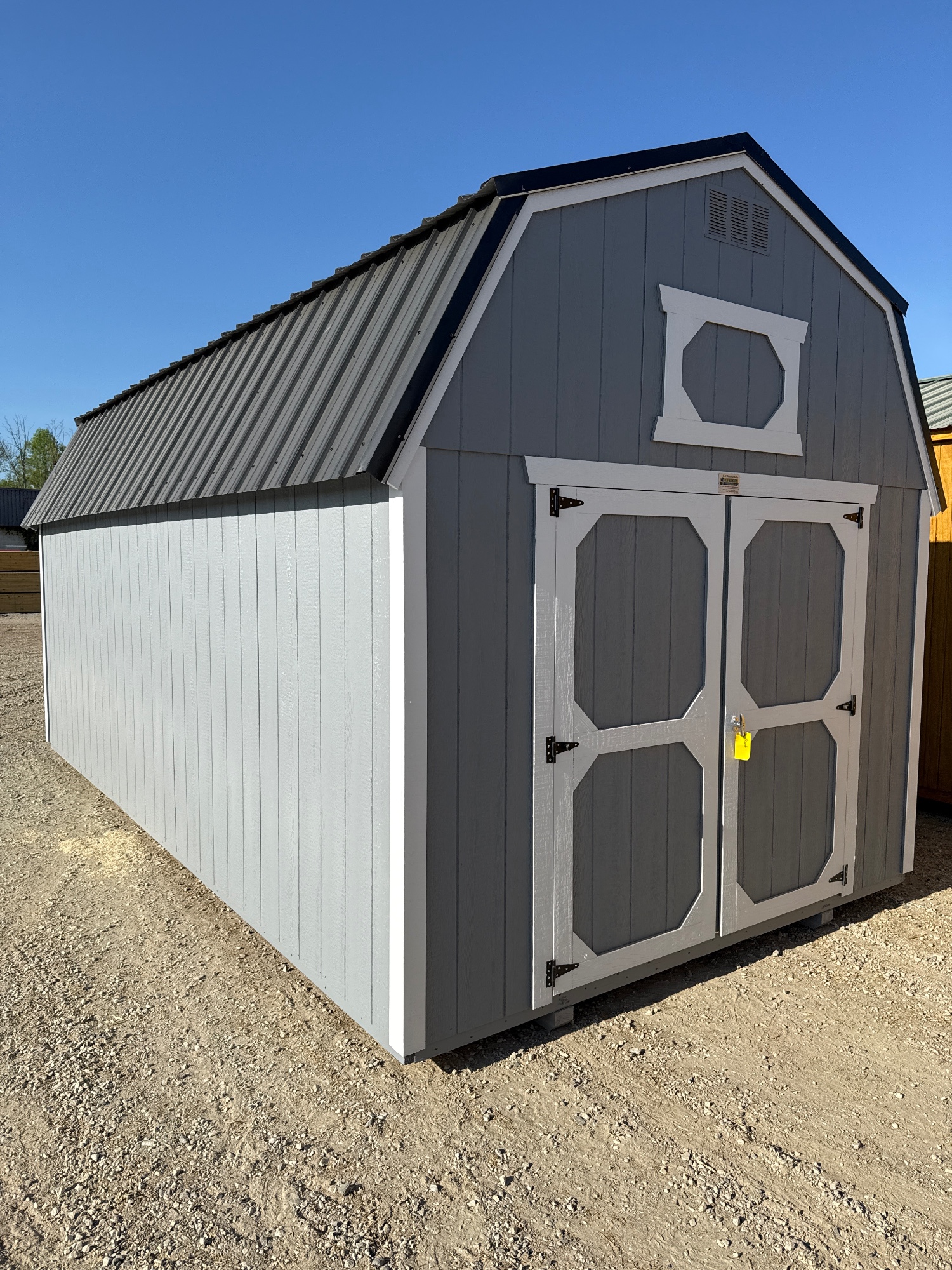 Lofted Barn - 10x20