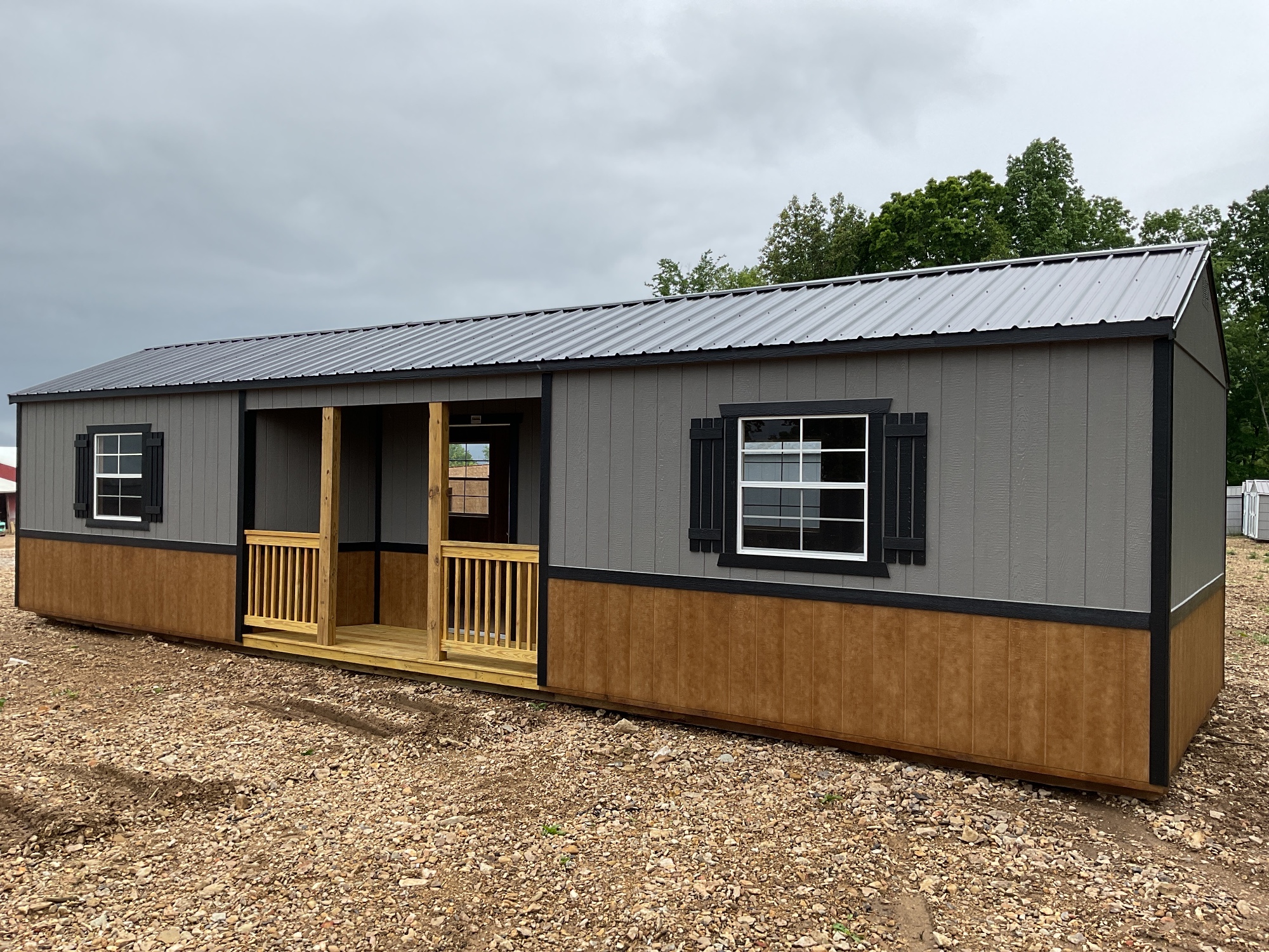 Utility Center Porch - 12x40
