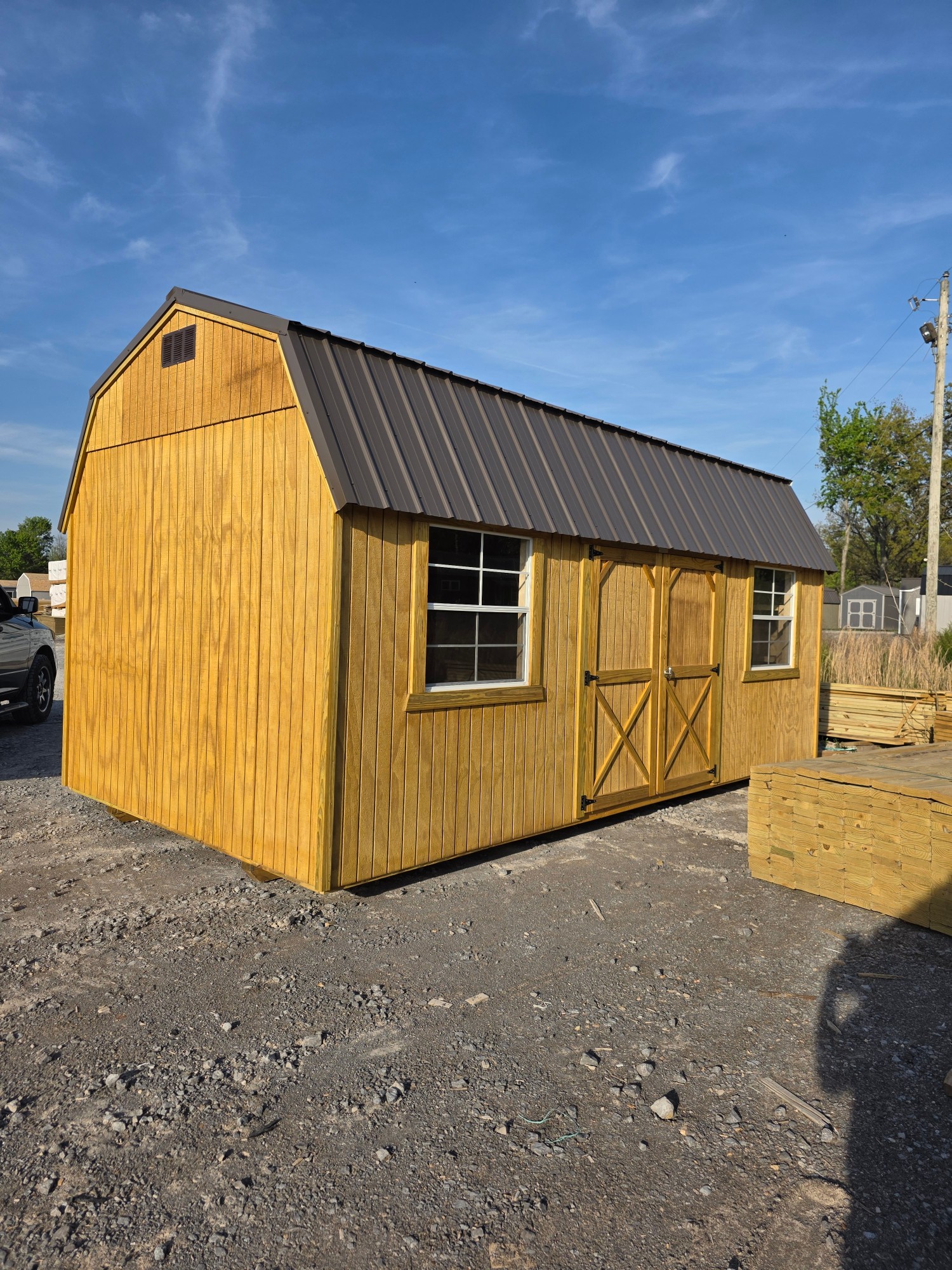Lofted Barn - 10x20