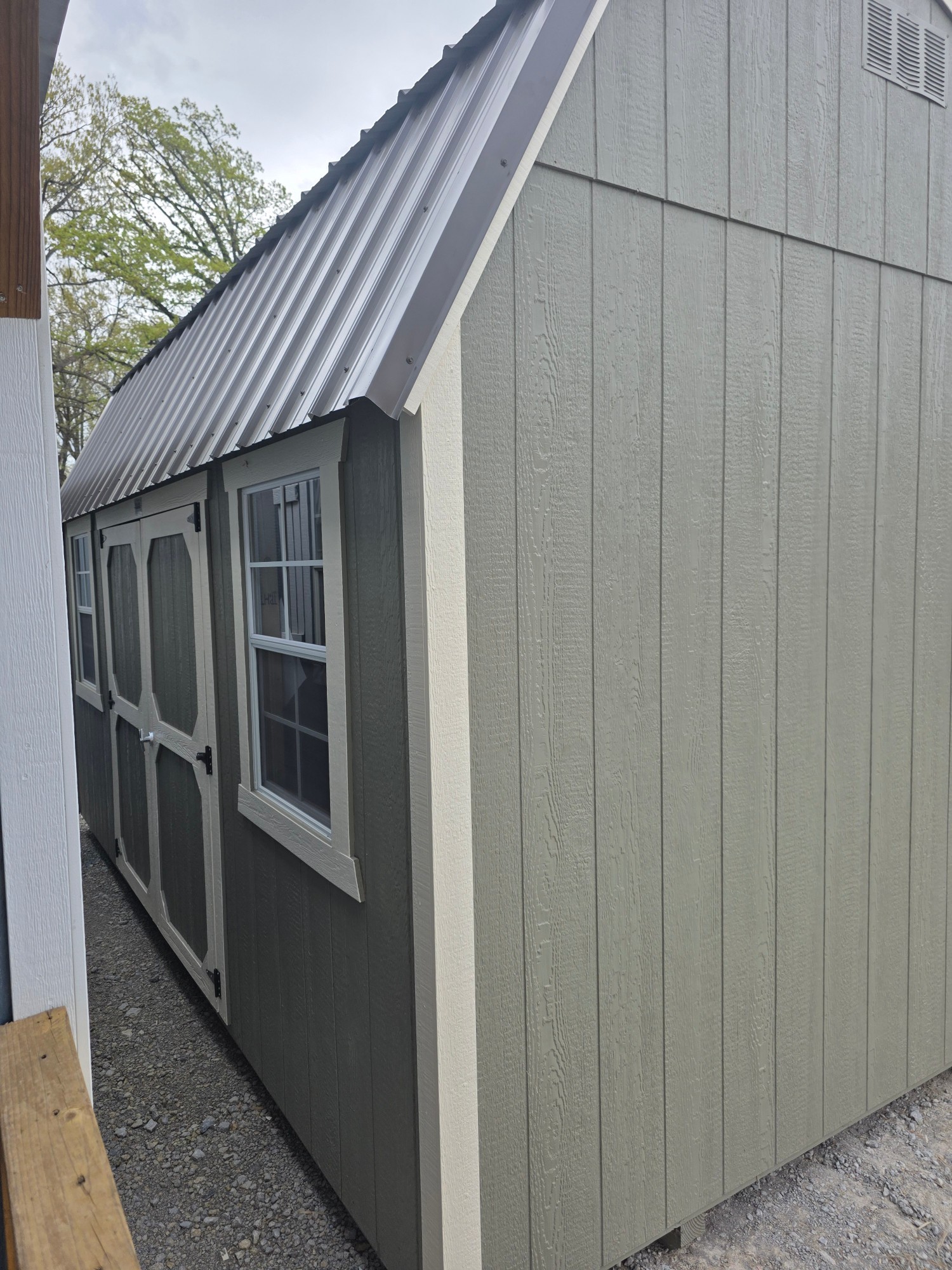 Lofted Barn - 10x16