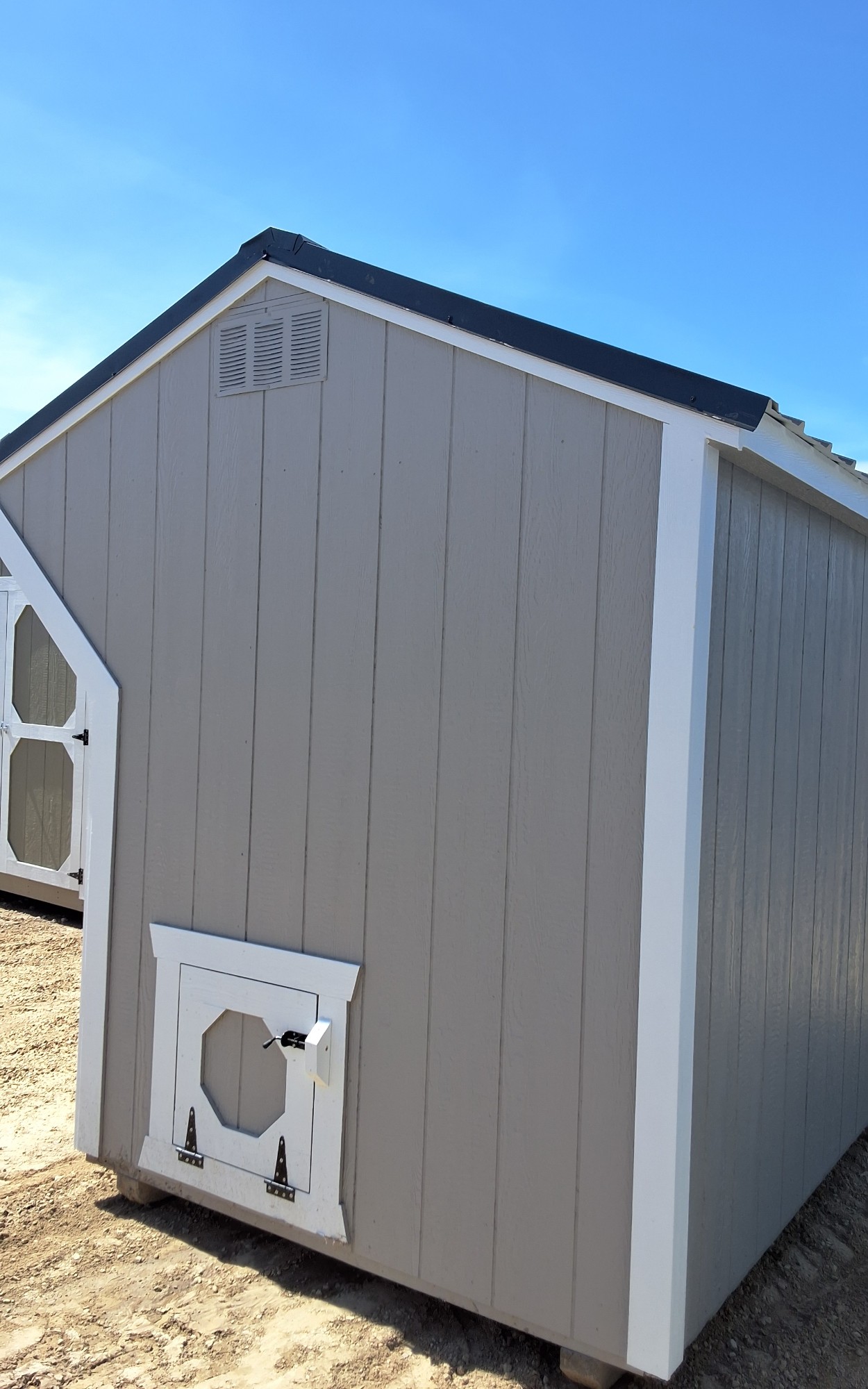 Chicken Coop - 6x12 image 2