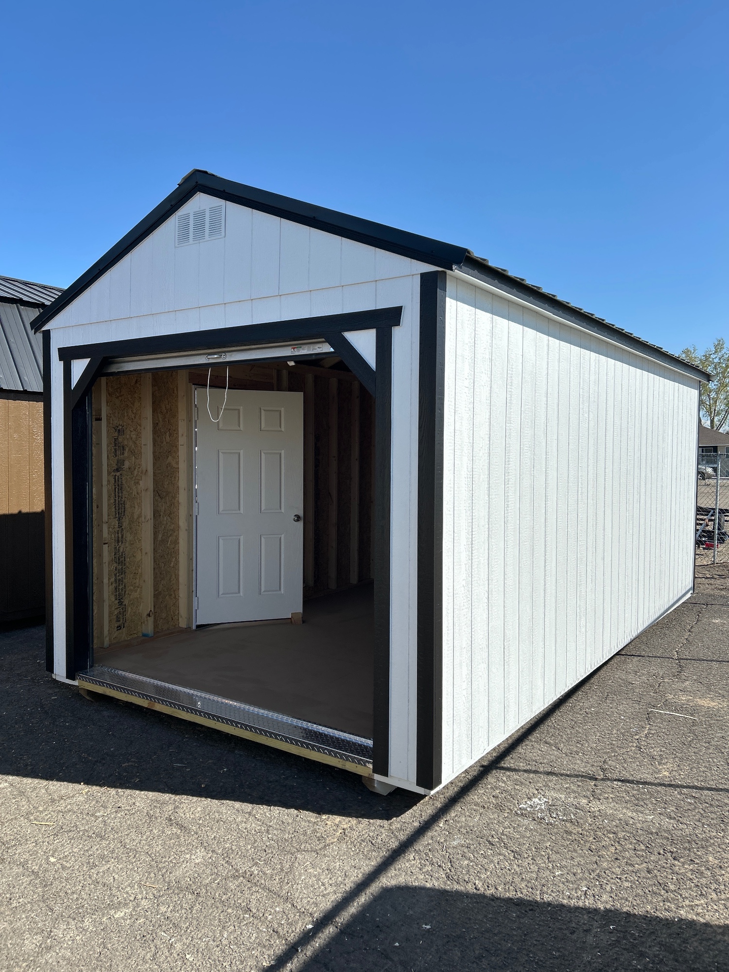 Utility 8' Garage - 10x20